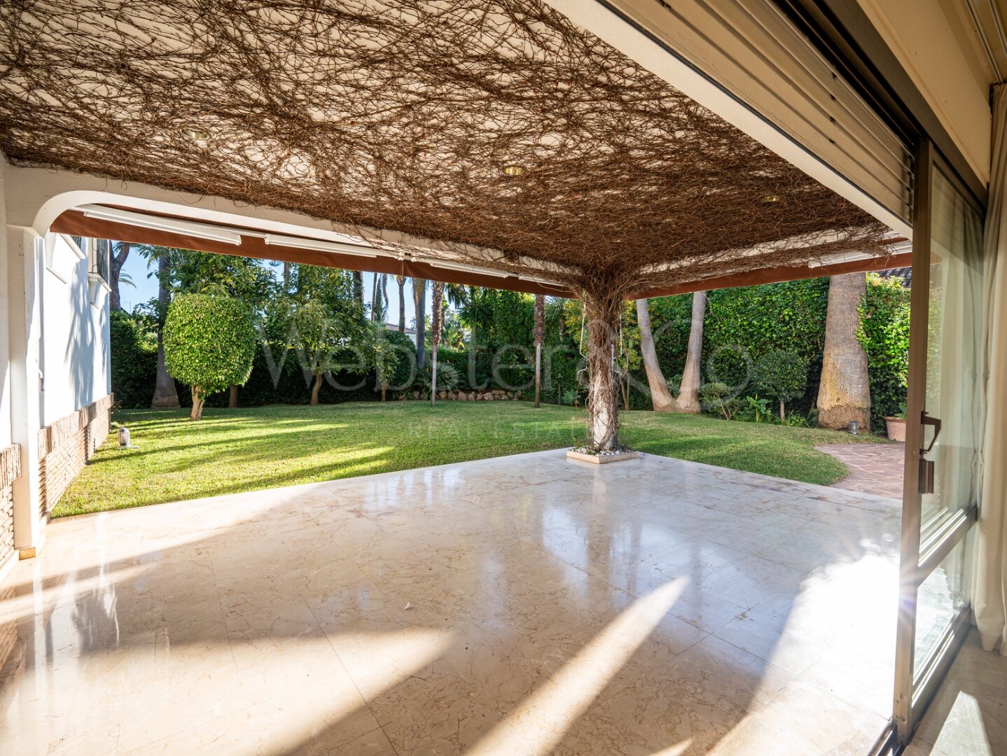 Villa La Fontana - Classical Luxury in Los Monteros