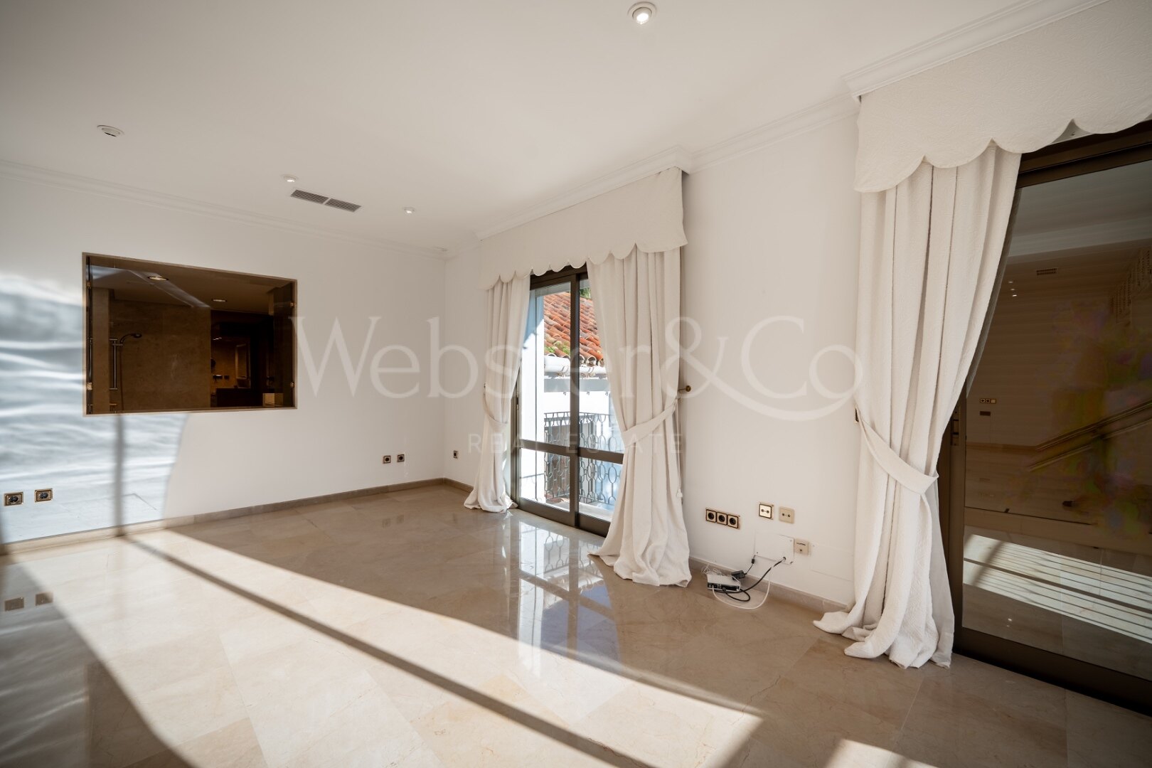 Villa La Fontana - Classical Luxury in Los Monteros