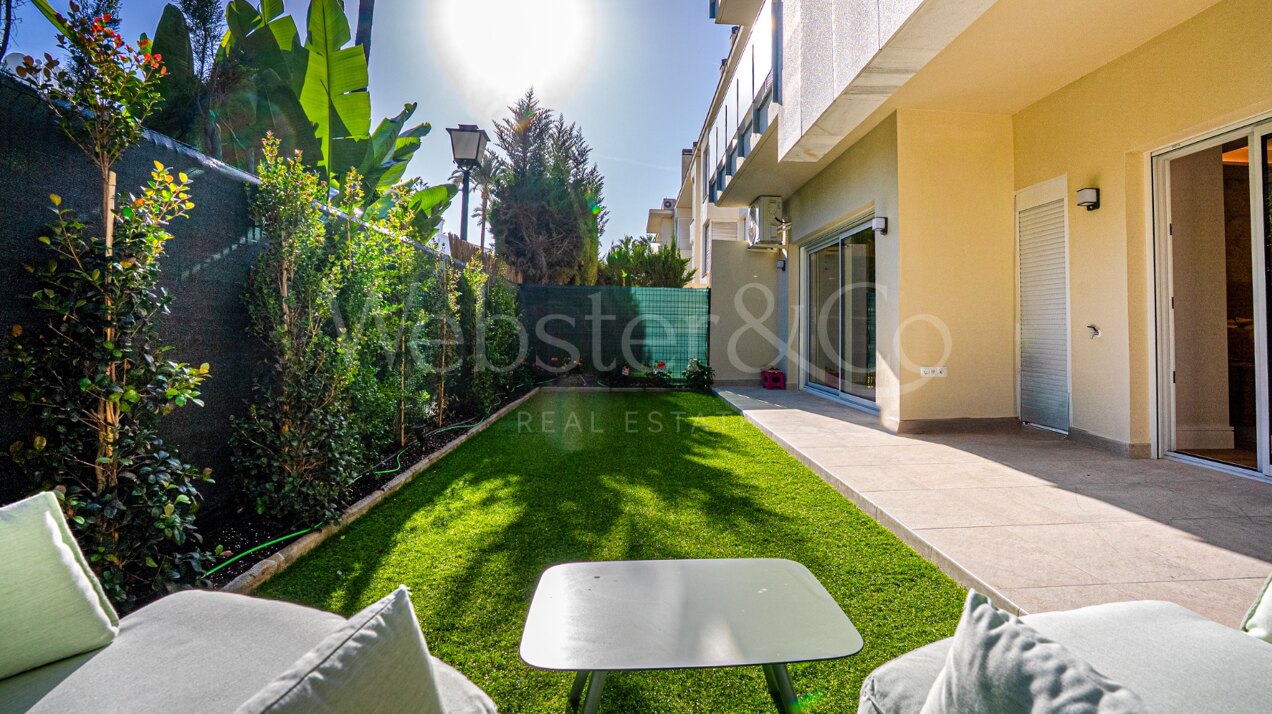 Apartment Petunias - Beachside Luxury in San Pedro