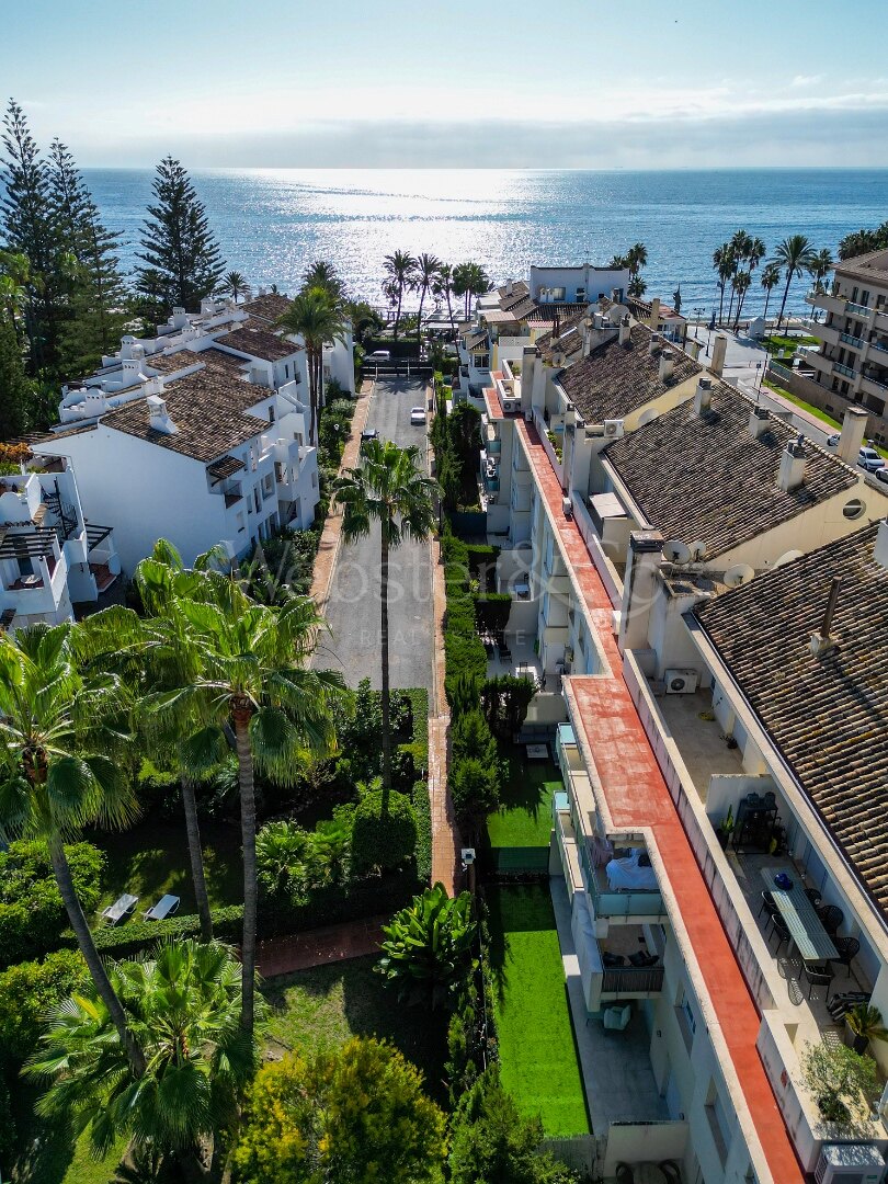 Apartment Petunias - Beachside Luxury in San Pedro