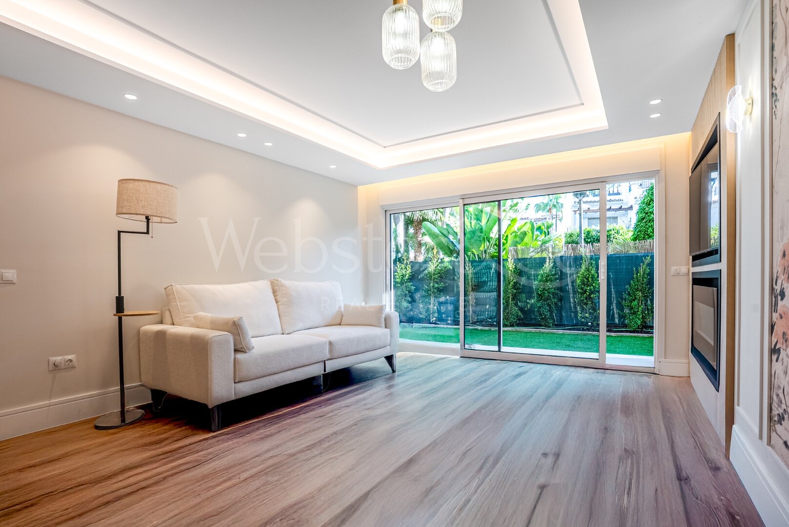 Apartment Petunias - Beachside Luxury in San Pedro