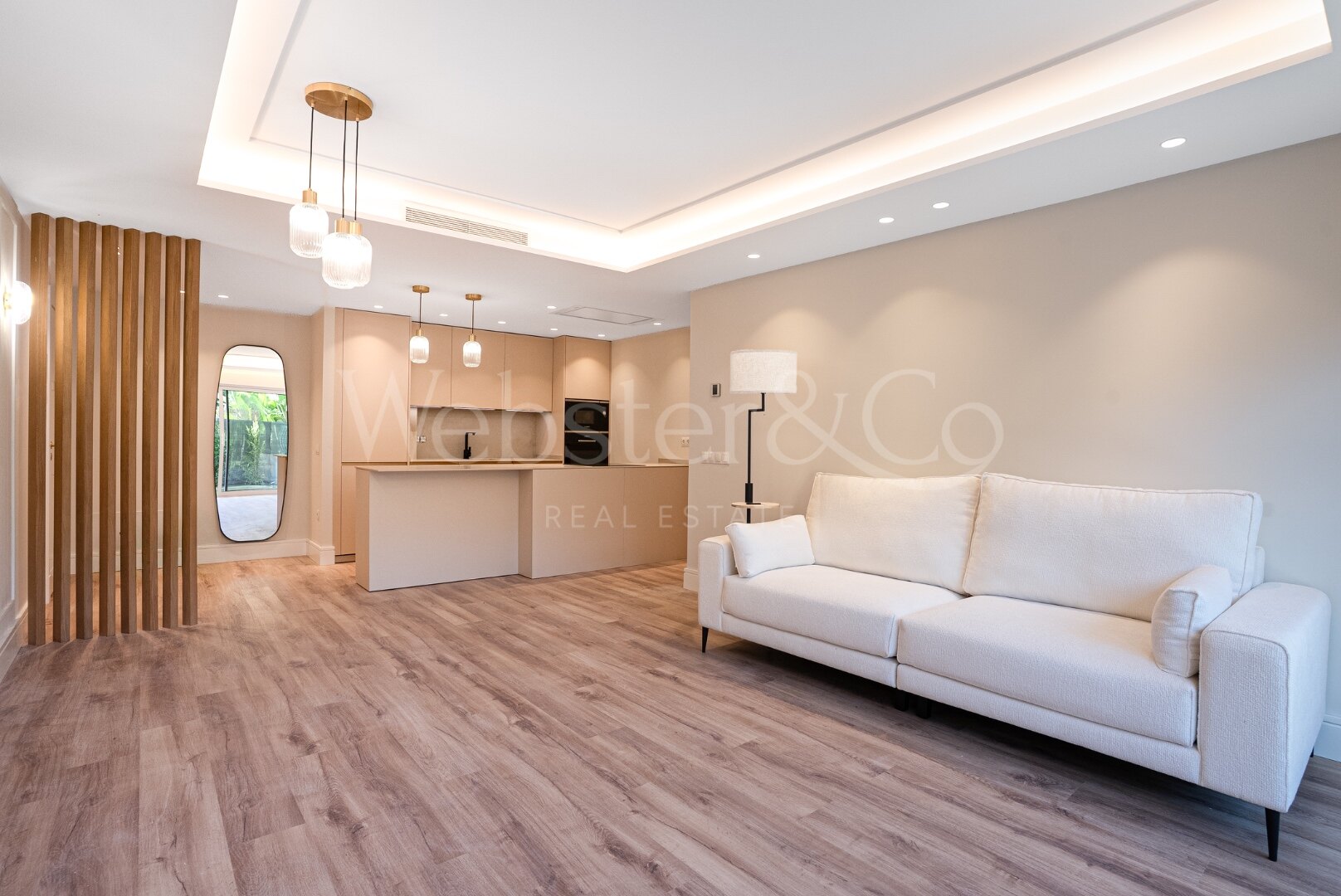 Apartment Petunias - Beachside Luxury in San Pedro