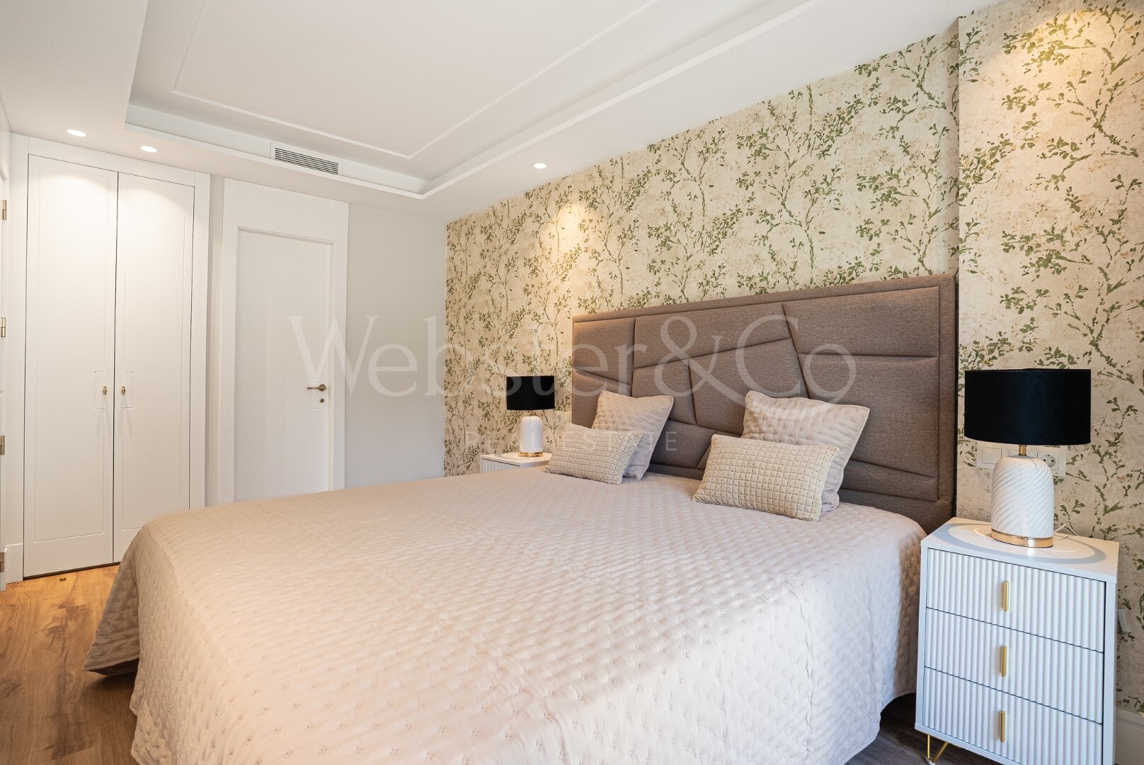 Apartment Petunias - Beachside Luxury in San Pedro