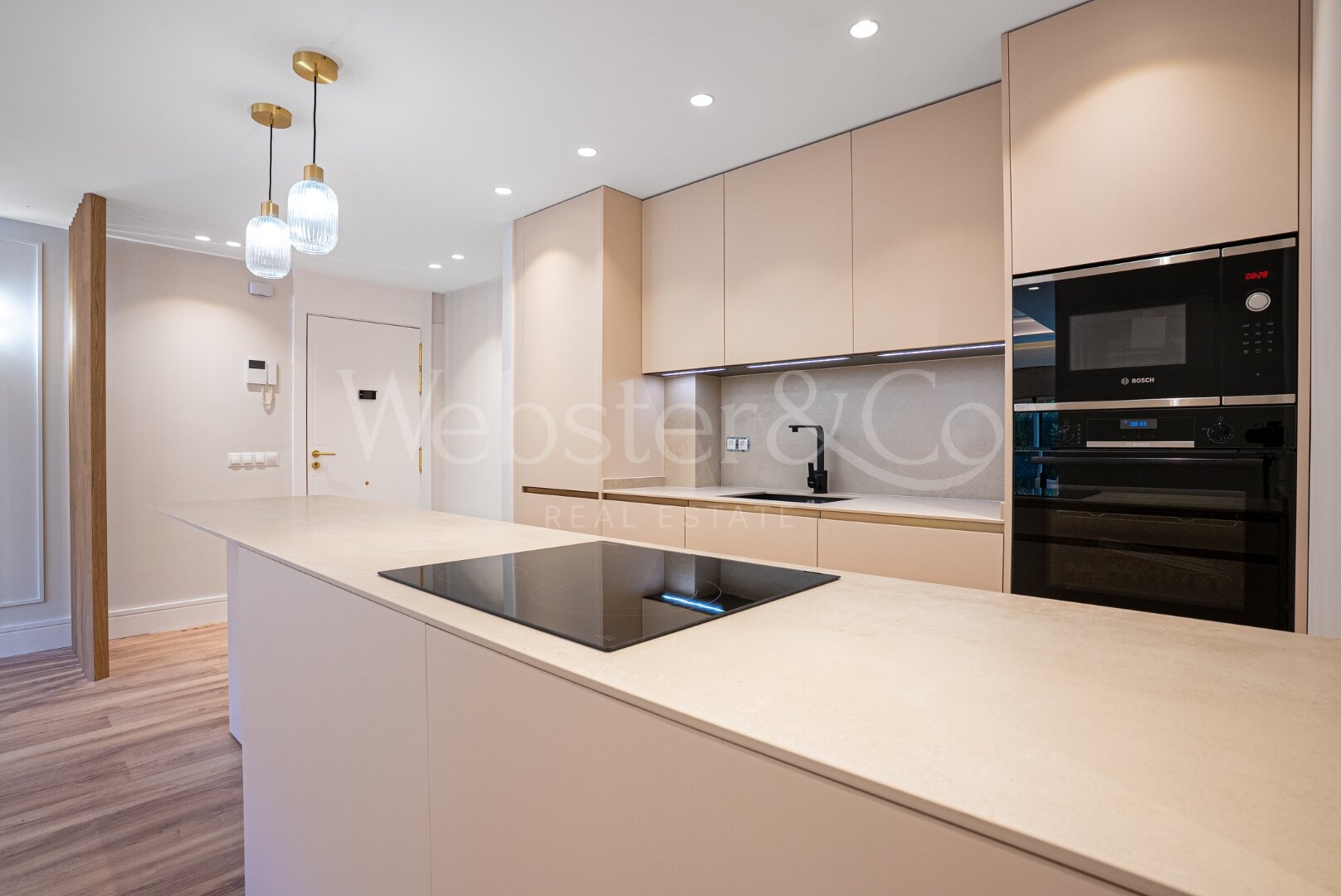 Apartment Petunias - Beachside Luxury in San Pedro