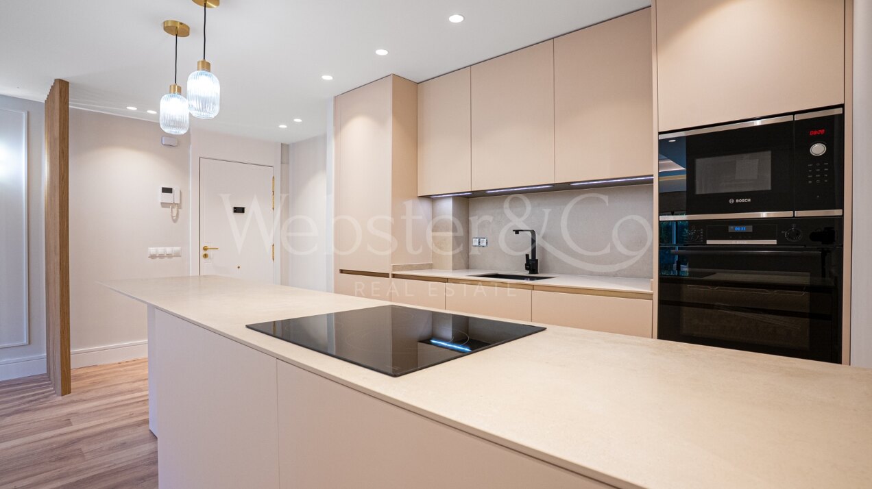 Apartment Petunias - Beachside Luxury in San Pedro