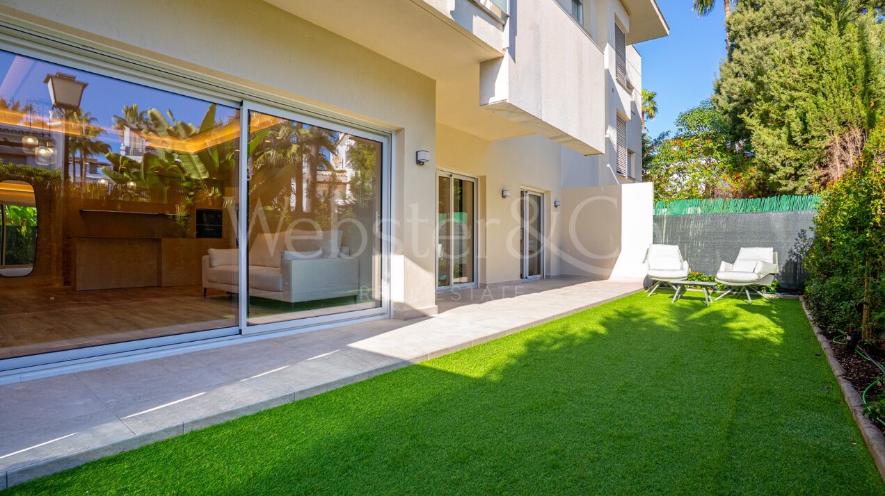 Apartment Petunias - Beachside Luxury in San Pedro