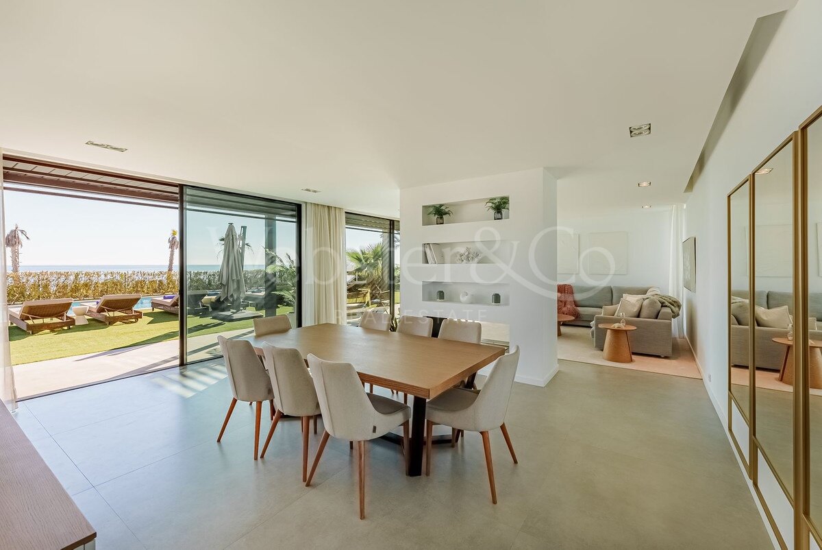 Villa Beach House 1 - Frontline on New Golden Mile