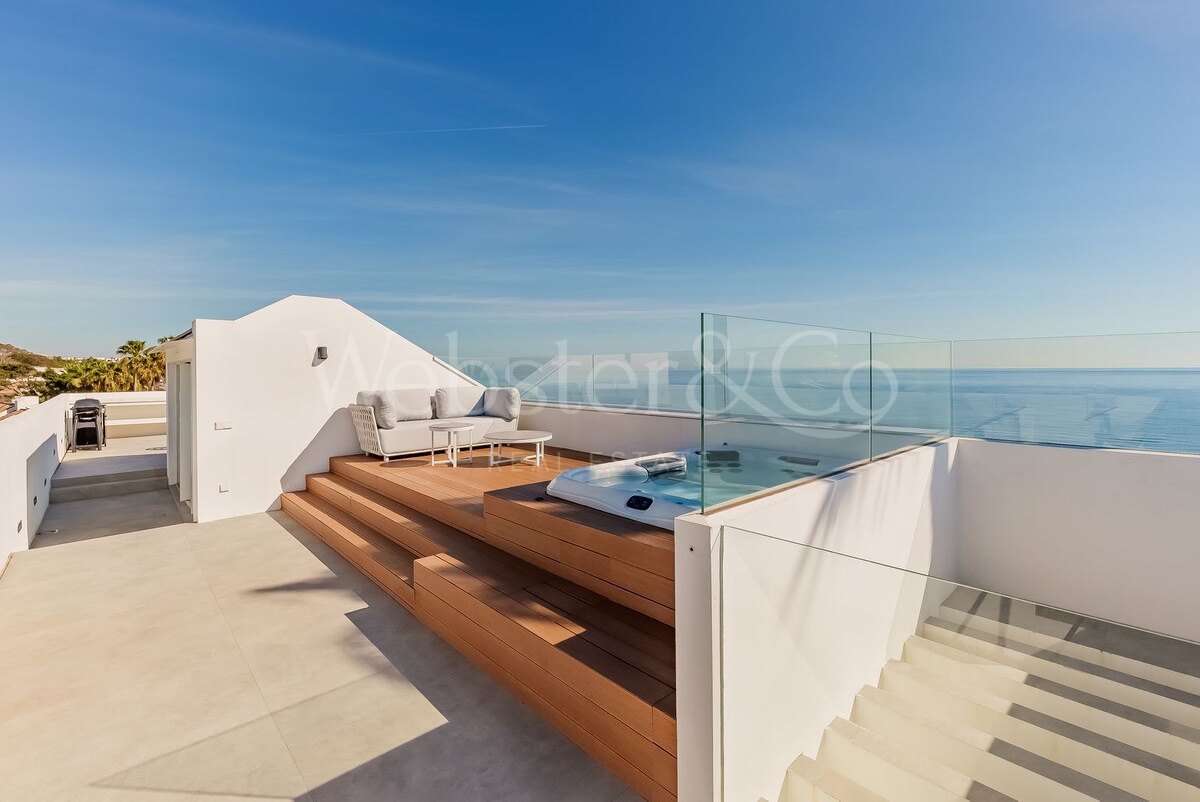 Villa Beach House 1 - Frontline on New Golden Mile