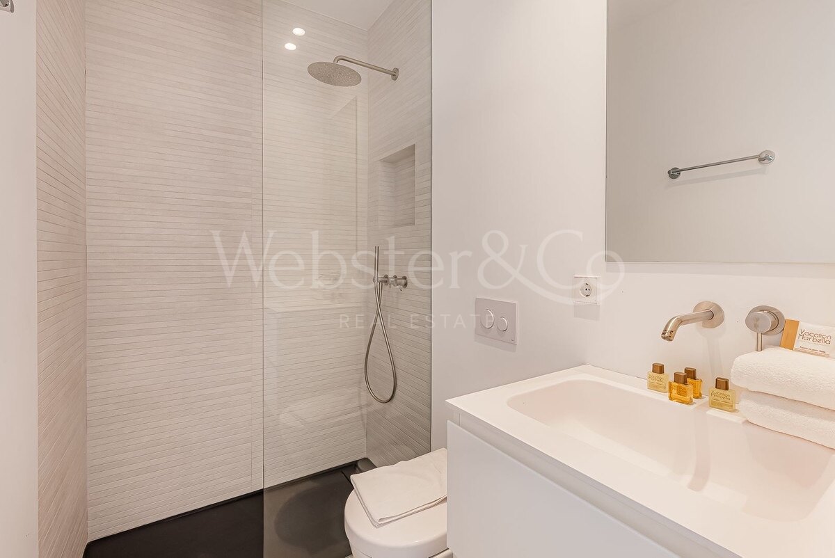 Villa Beach House 1 - Frontline on New Golden Mile