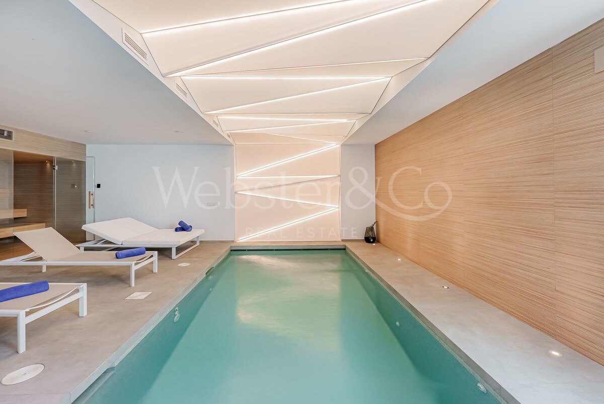 Villa Beach House 1 - Frontline on New Golden Mile