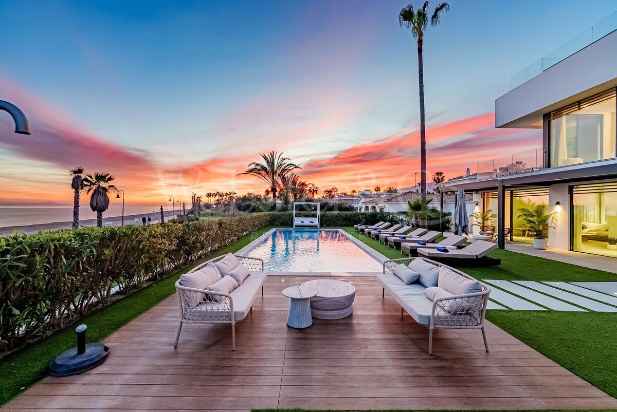 Villa Beach House 1 - Frontline on New Golden Mile