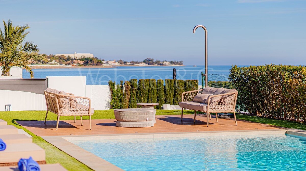 Villa Beach House 1 - Frontline on New Golden Mile