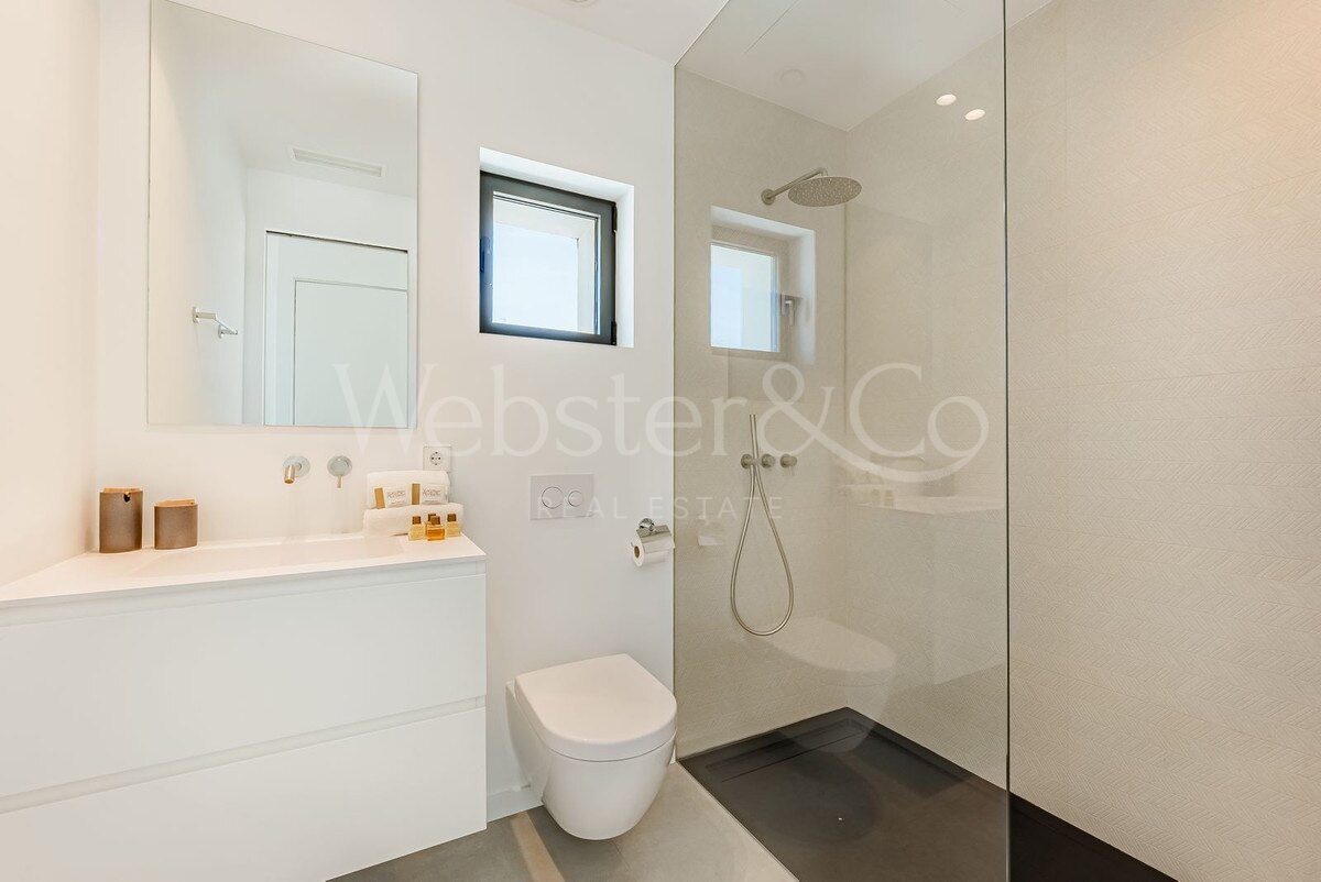 Villa Beach House 1 - Frontline on New Golden Mile