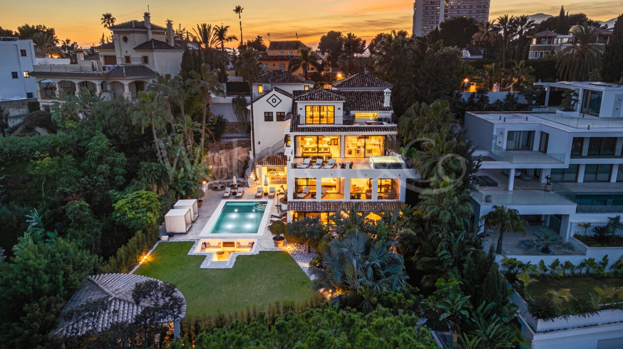 Villa Cielo Mar - Masterpiece Home, Nueva Andalucía