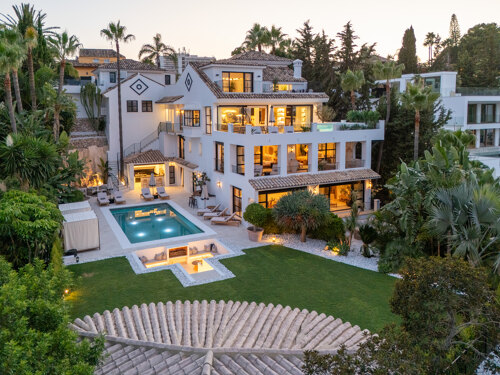 Property Highlights:- Panoramic sea views- La Concha mountain views- Prime Nueva Andalucía location- Six luxury bedrooms- Seven designer bathrooms- Private infinity pool- Home gym and cinema- Wine bodega- Modern open-plan design- Landscaped gardens