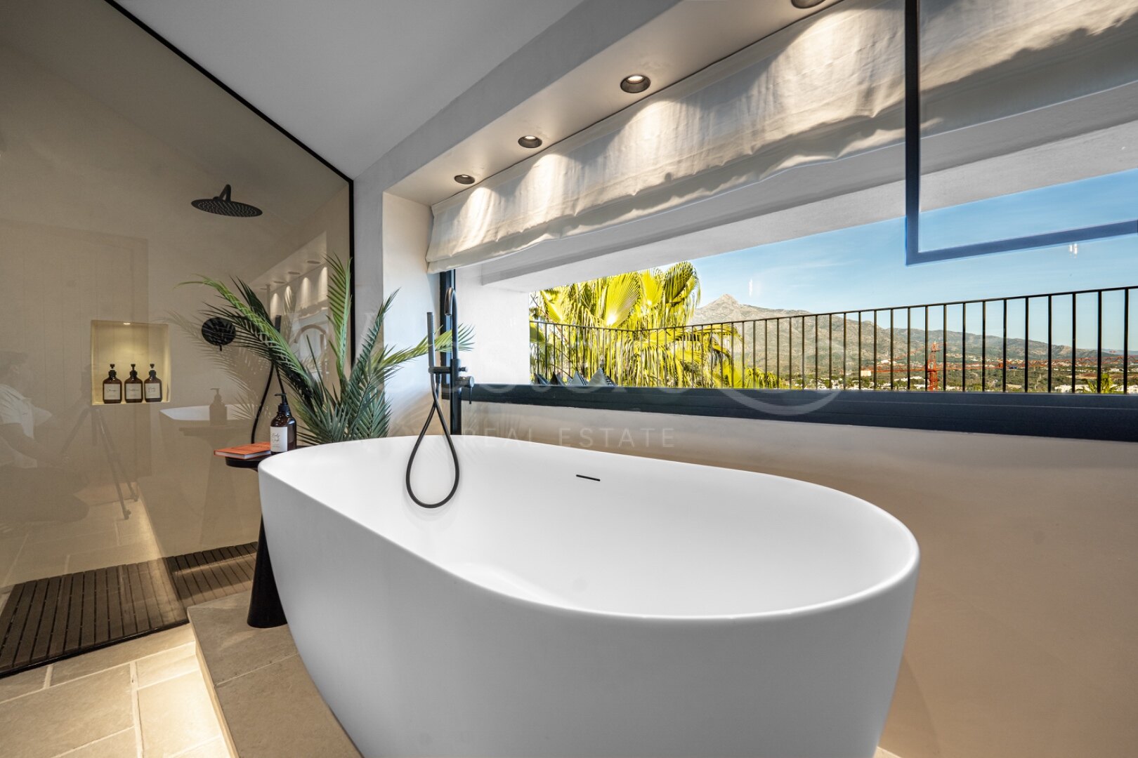 Villa Cielo Mar – Una joya en Nueva Andalucía