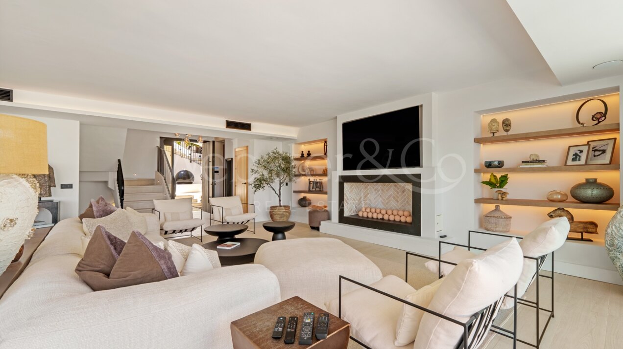 Villa Cielo Mar - Masterpiece Home, Nueva Andalucía