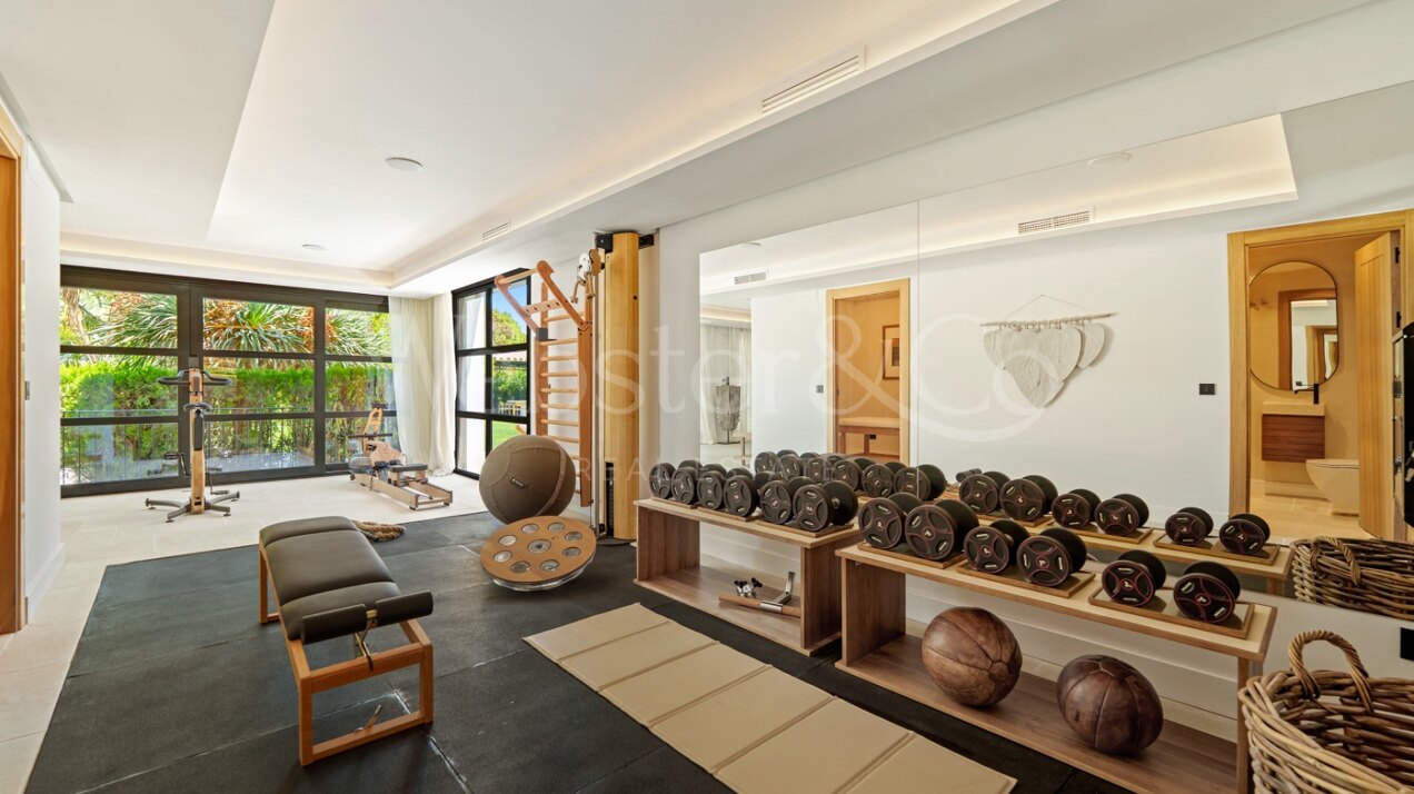 Villa Cielo Mar - Masterpiece Home, Nueva Andalucía