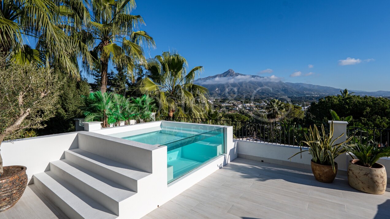 Villa Cielo Mar - Masterpiece Home, Nueva Andalucía