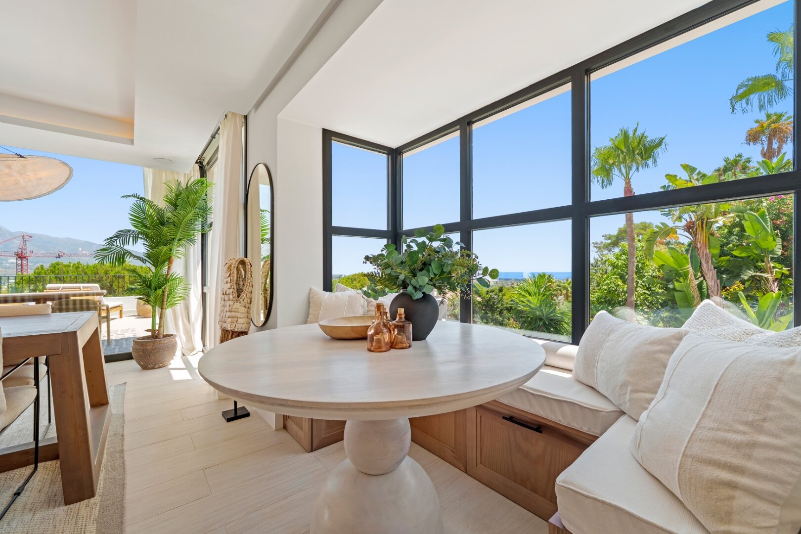 Villa Alba - Masterpiece Home in Nueva Andalucía