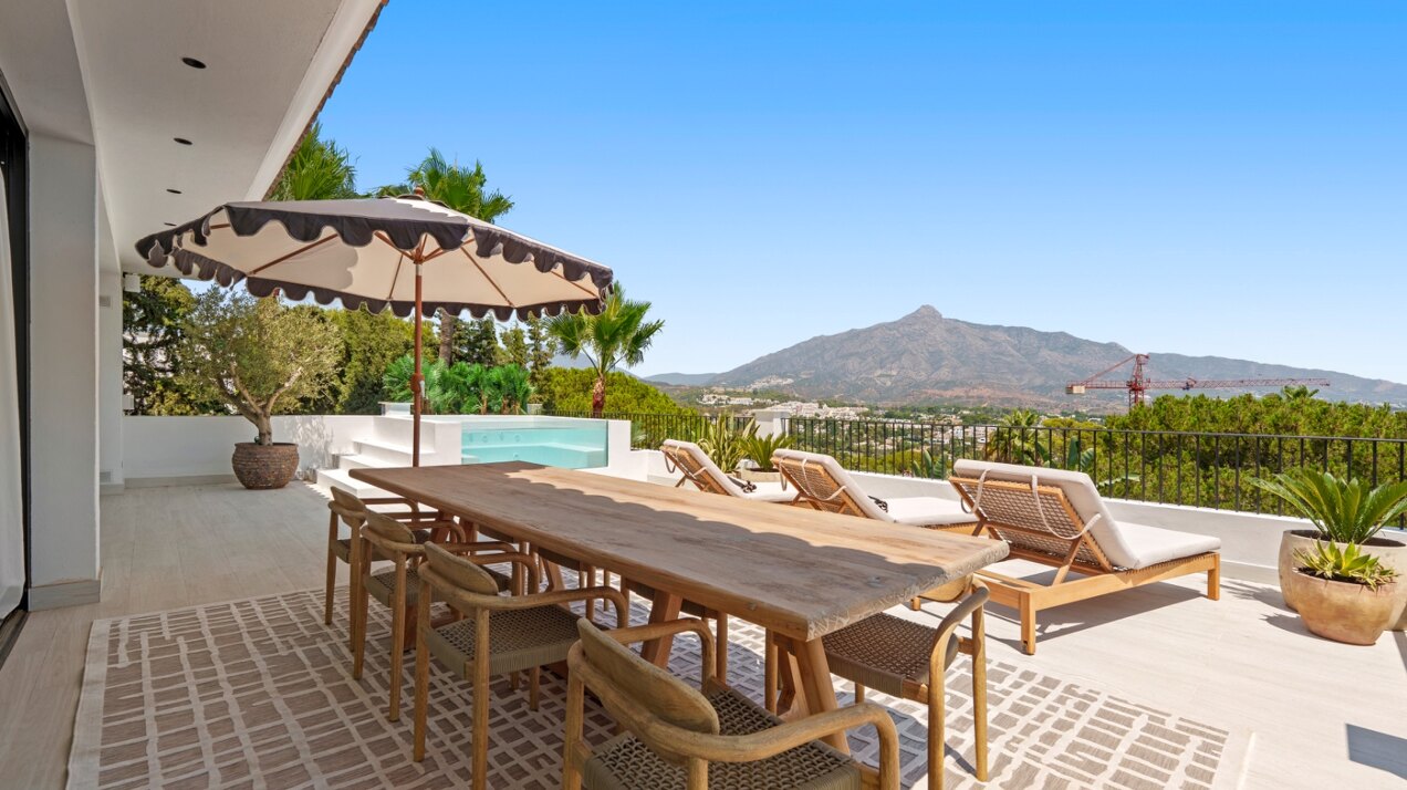 Villa Alba - Masterpiece Home in Nueva Andalucía