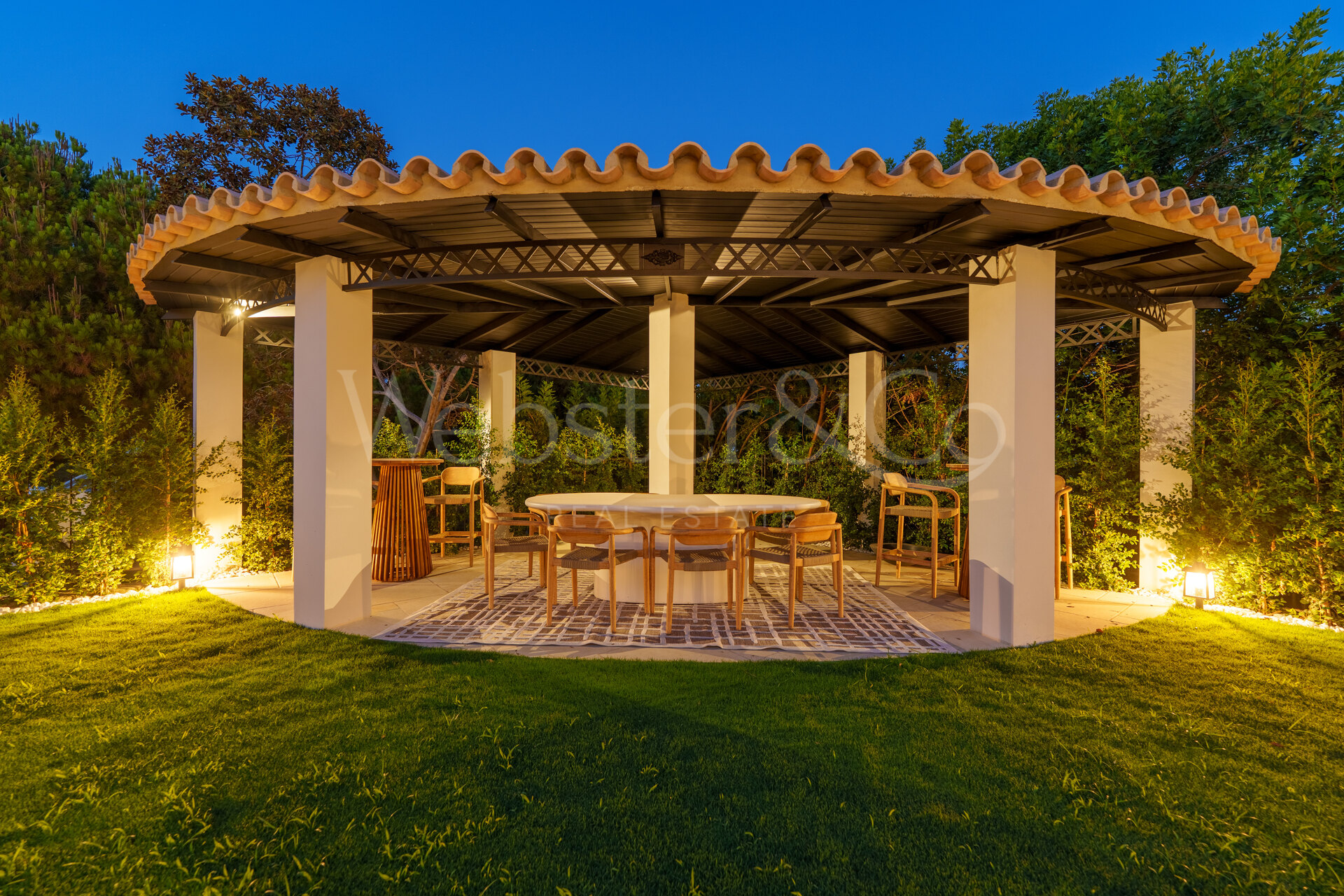 Villa Alba - Masterpiece Home in Nueva Andalucía