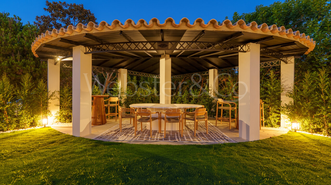 Villa Alba - Masterpiece Home in Nueva Andalucía