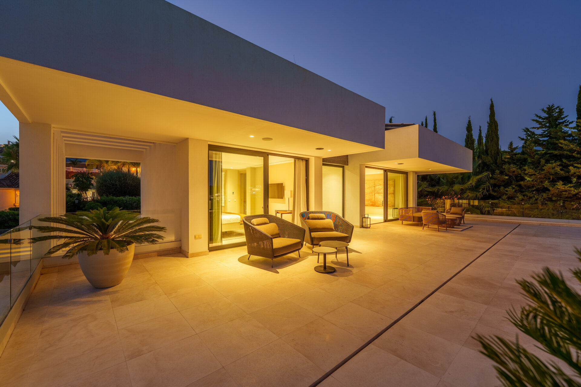 Leo 21B - Frontline Golf Villa in Nueva Andalucía