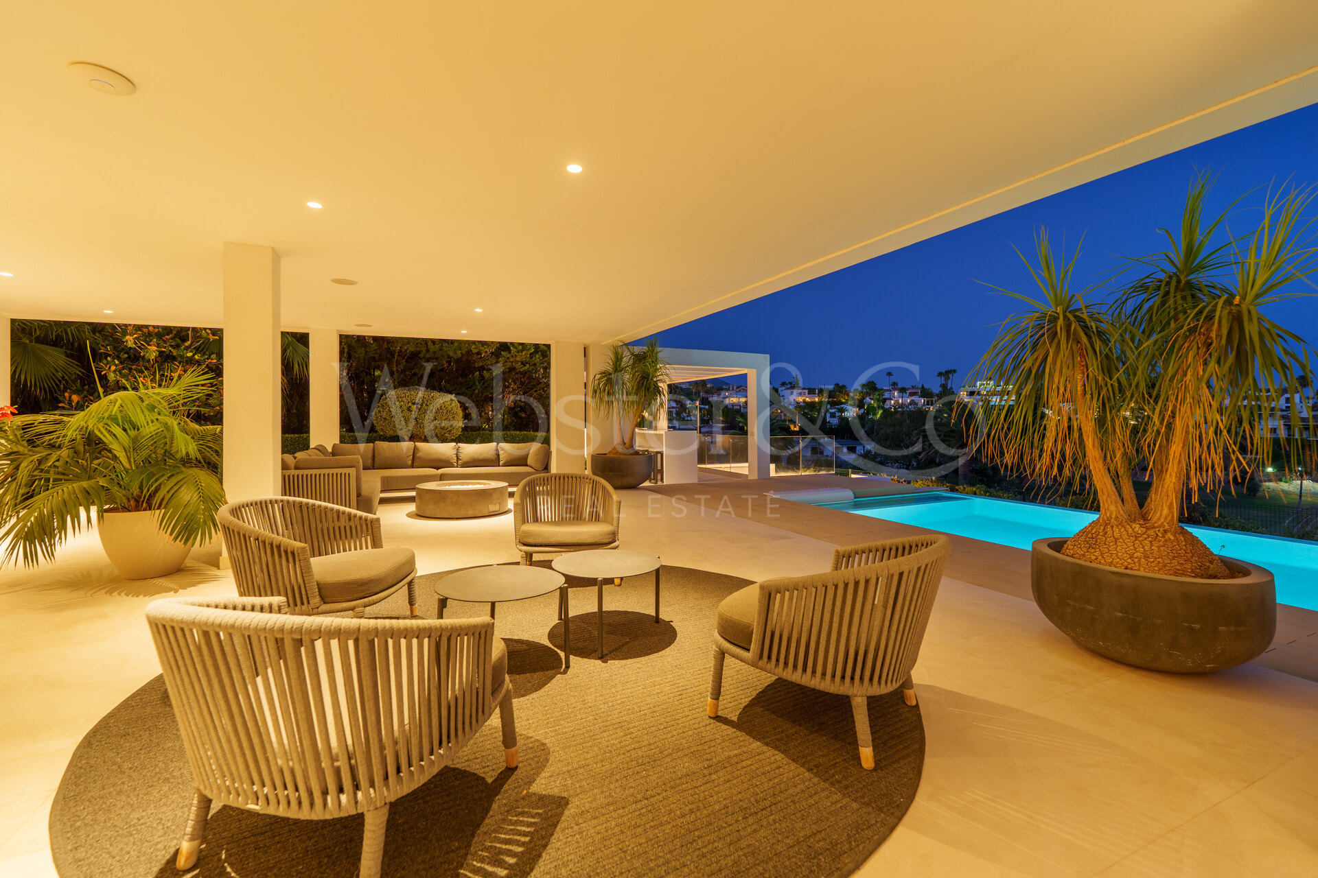 Leo 21B - Frontline Golf Villa in Nueva Andalucía