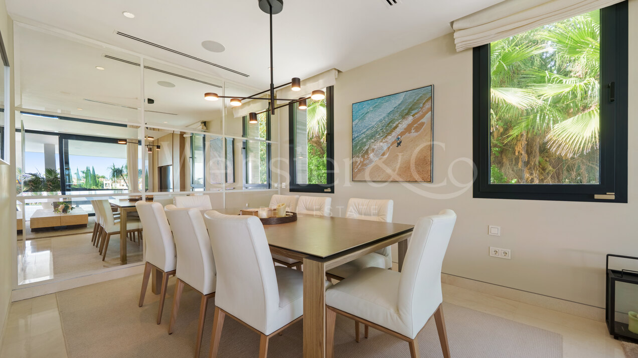 Leo 21B - Frontline Golf Villa in Nueva Andalucía