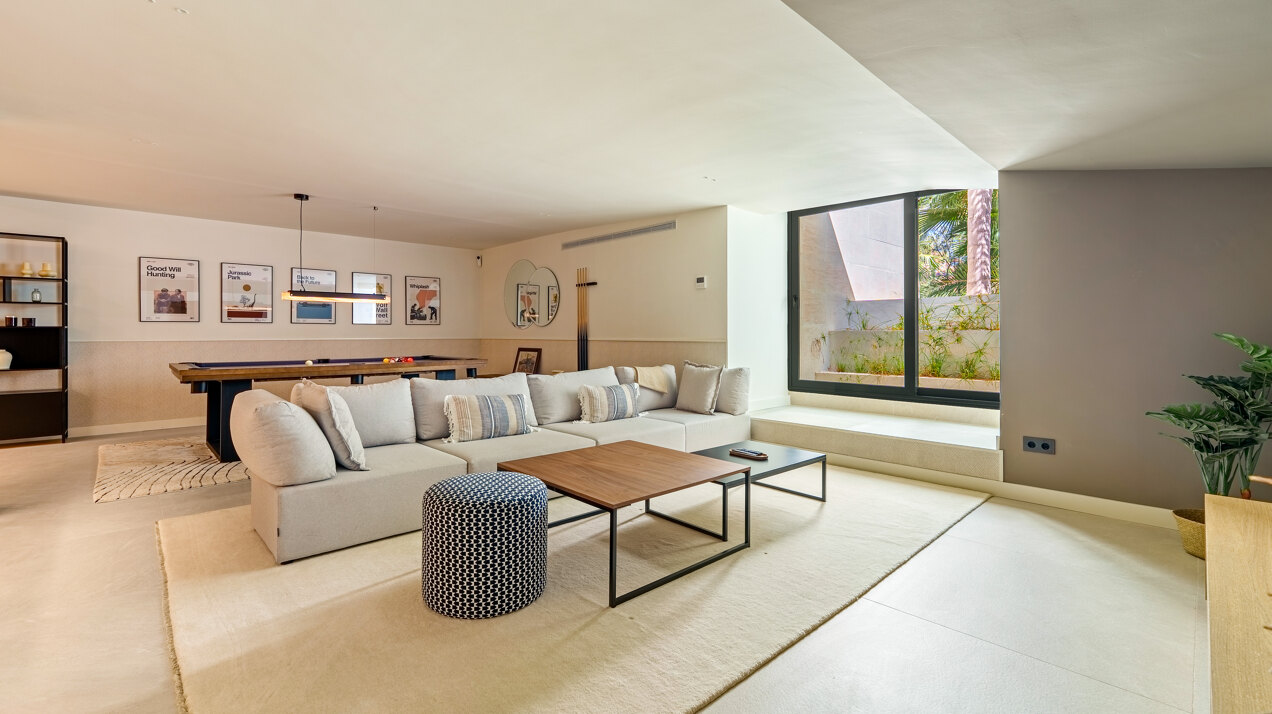 Las Chapas 5 - Beachside Luxury in Marbella