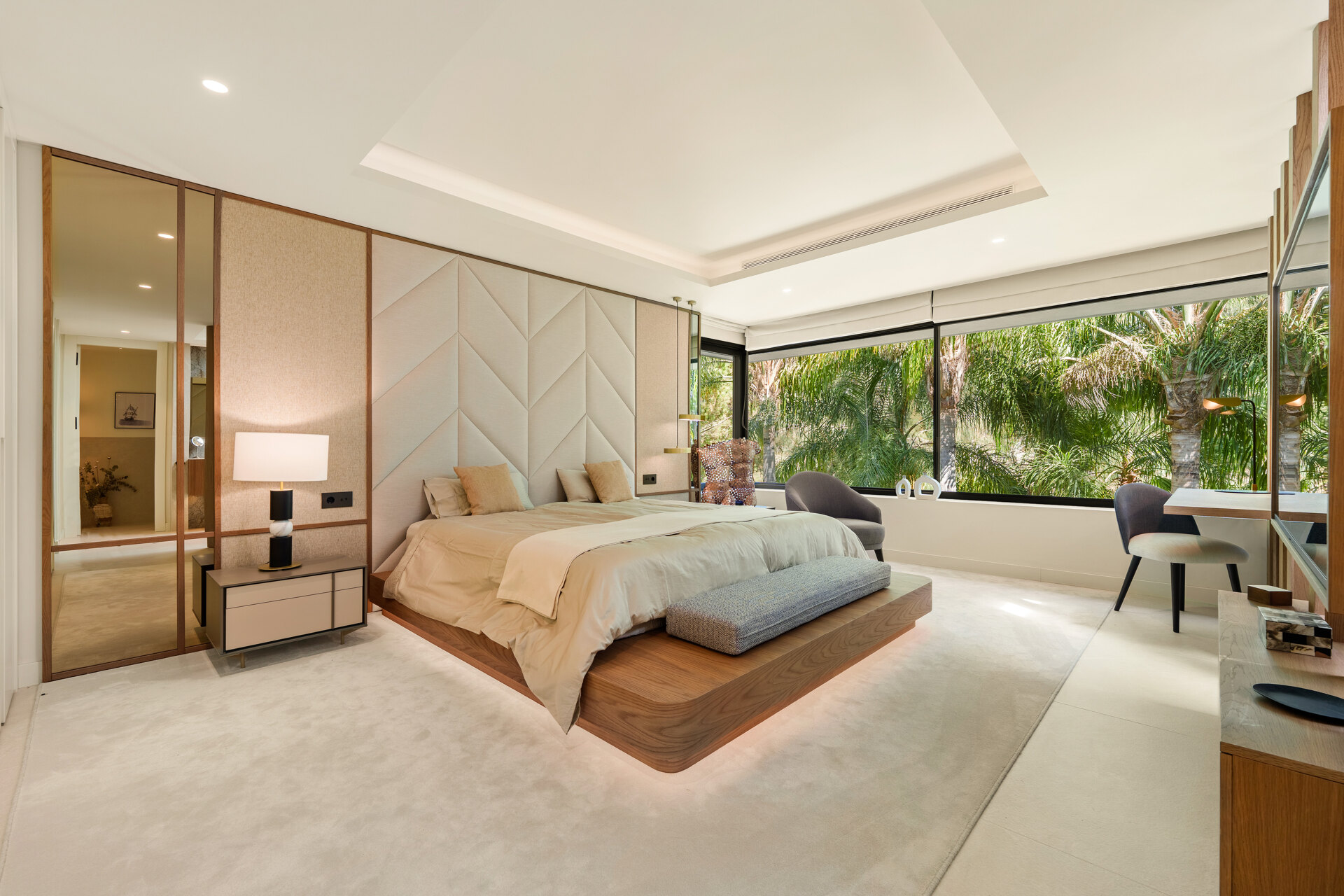 Las Chapas 5 - Beachside Luxury in Marbella