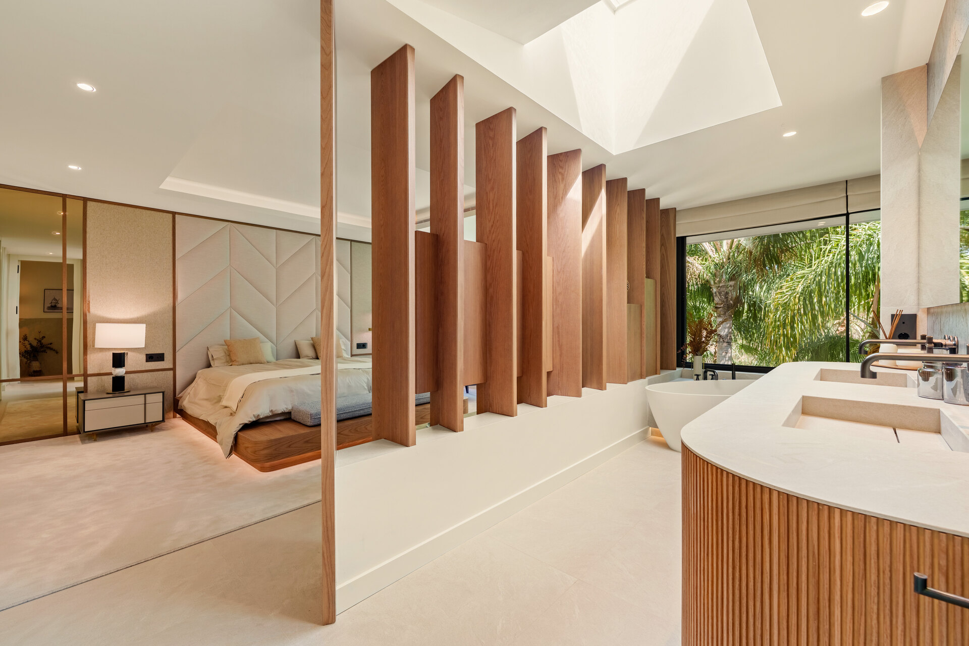 Las Chapas 5 - Beachside Luxury in Marbella
