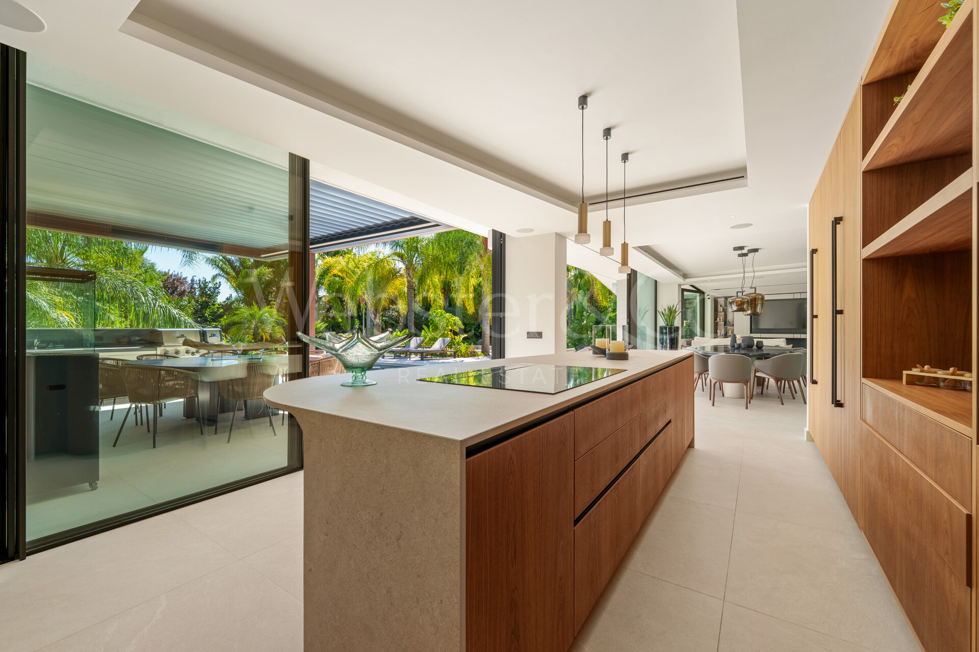 Las Chapas 5 – Lujo junto a la playa en Marbella