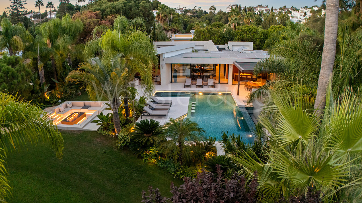 Las Chapas 5 - Beachside Luxury in Marbella