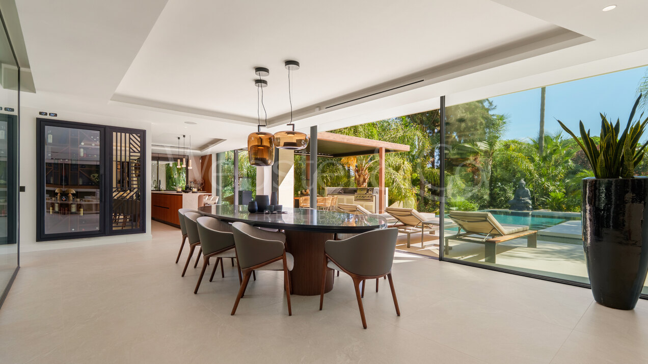 Las Chapas 5 - Beachside Luxury in Marbella