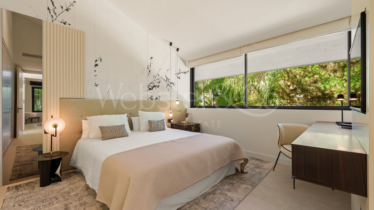 Las Chapas 5 - Beachside Luxury in Marbella