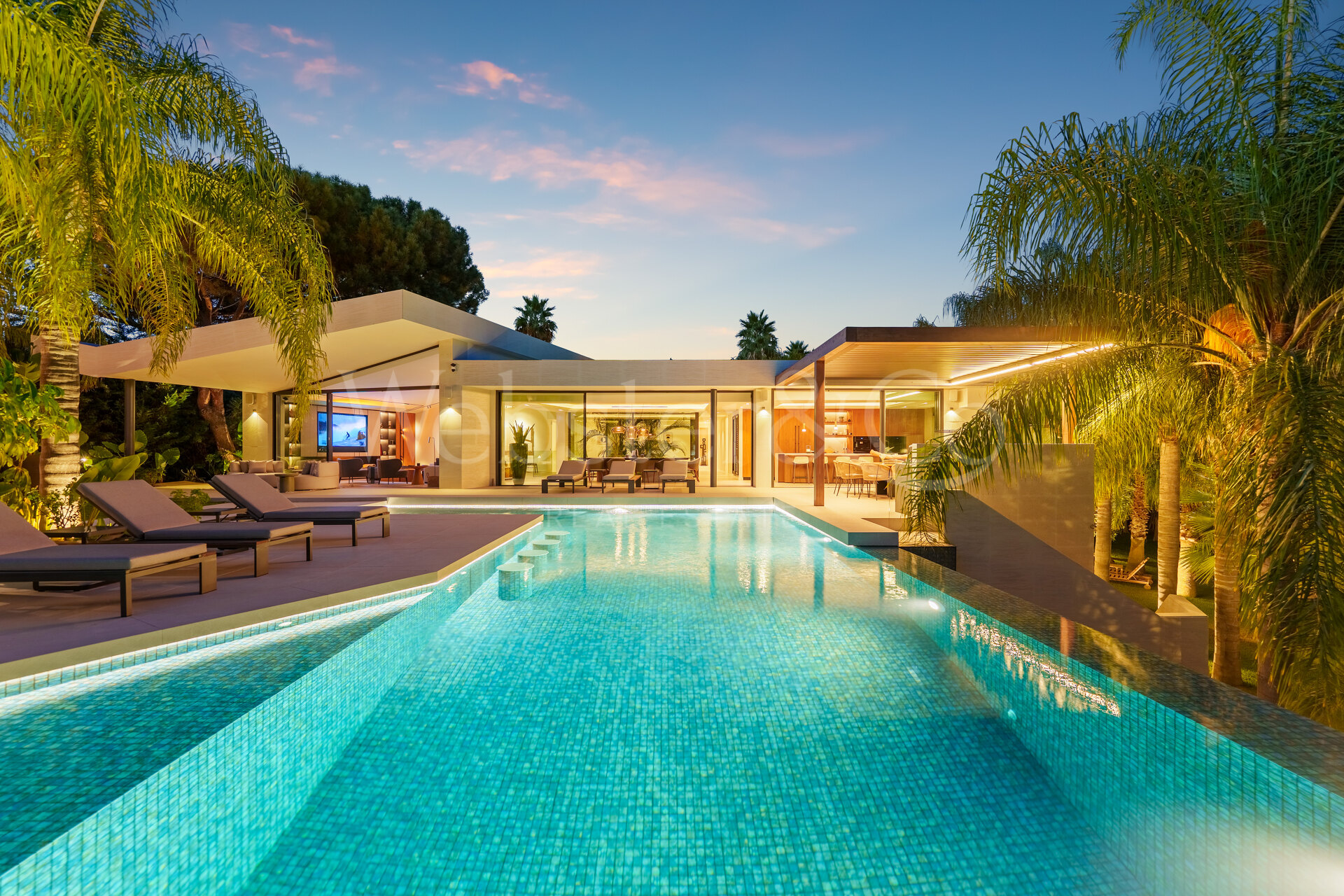 Las Chapas 5 – Lujo junto a la playa en Marbella