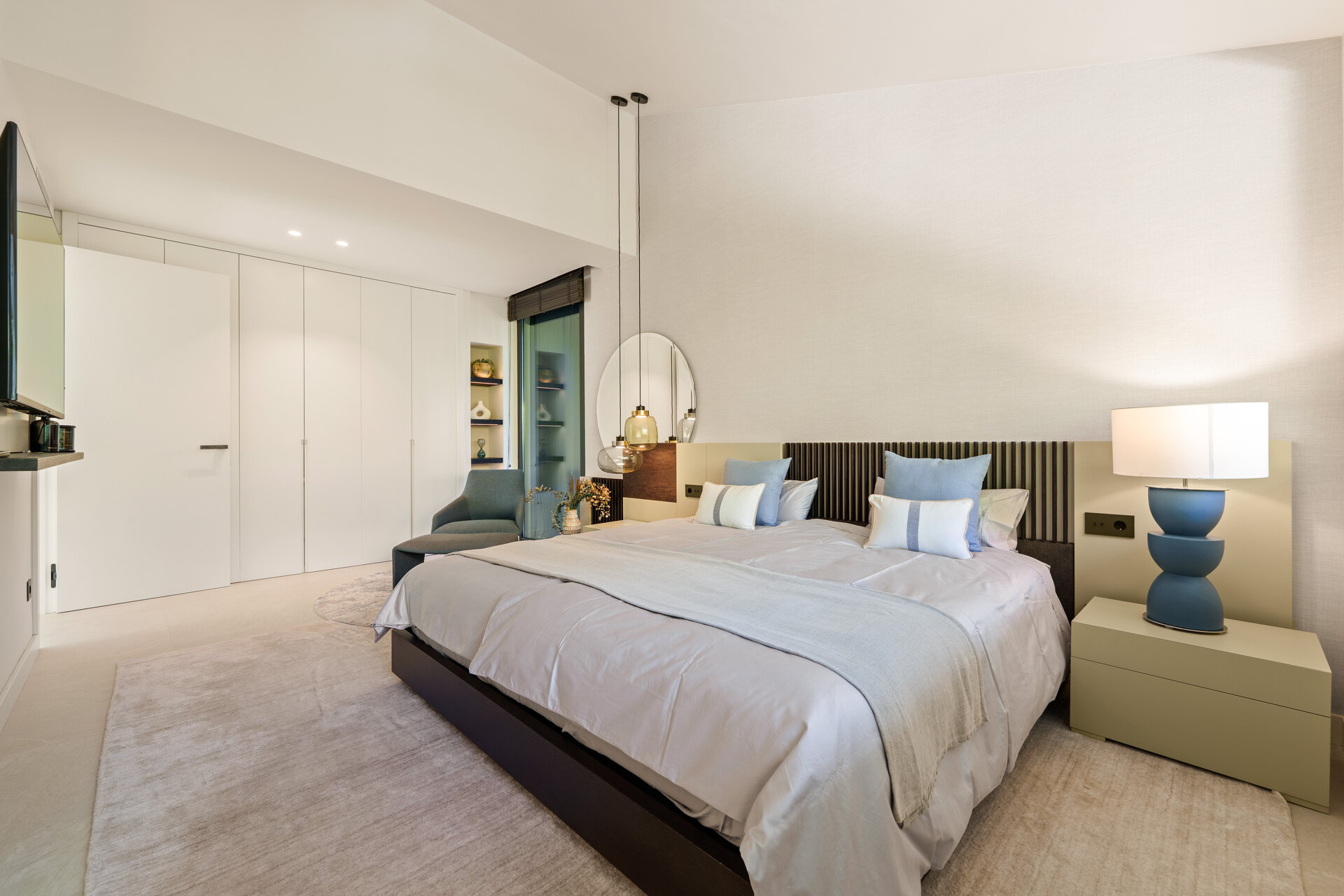 Las Chapas 5 - Beachside Luxury in Marbella