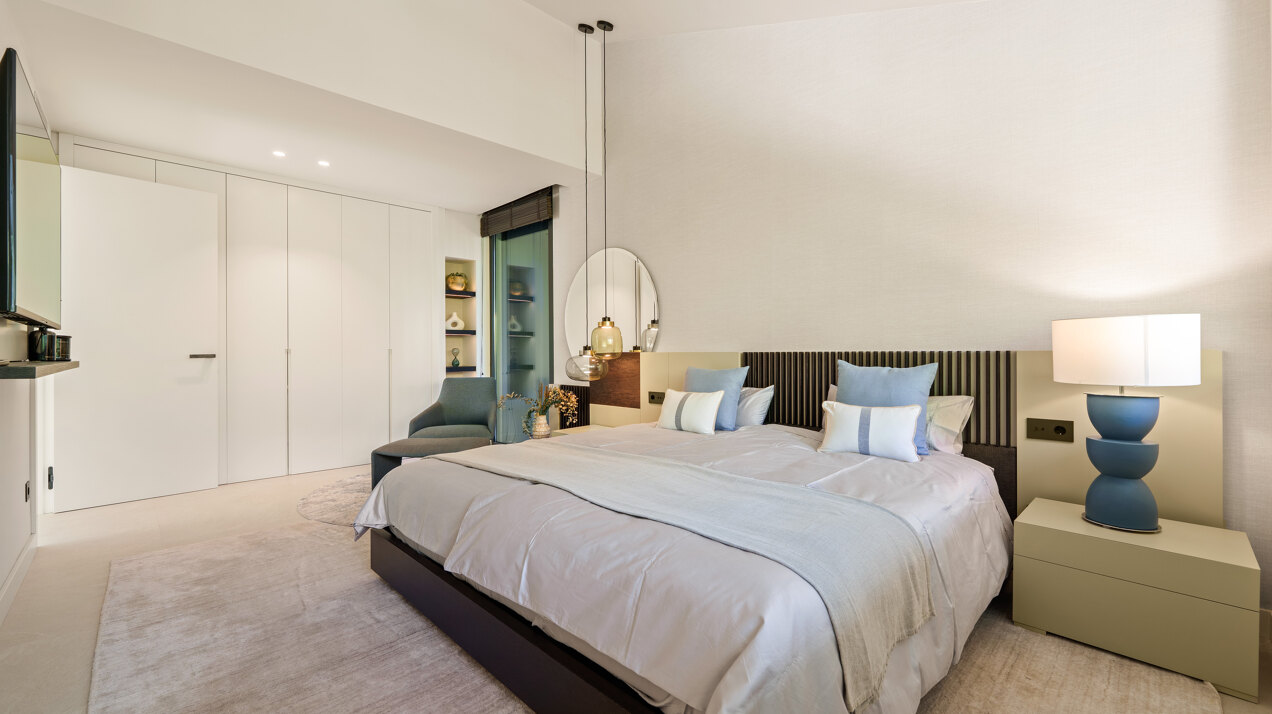 Las Chapas 5 - Beachside Luxury in Marbella