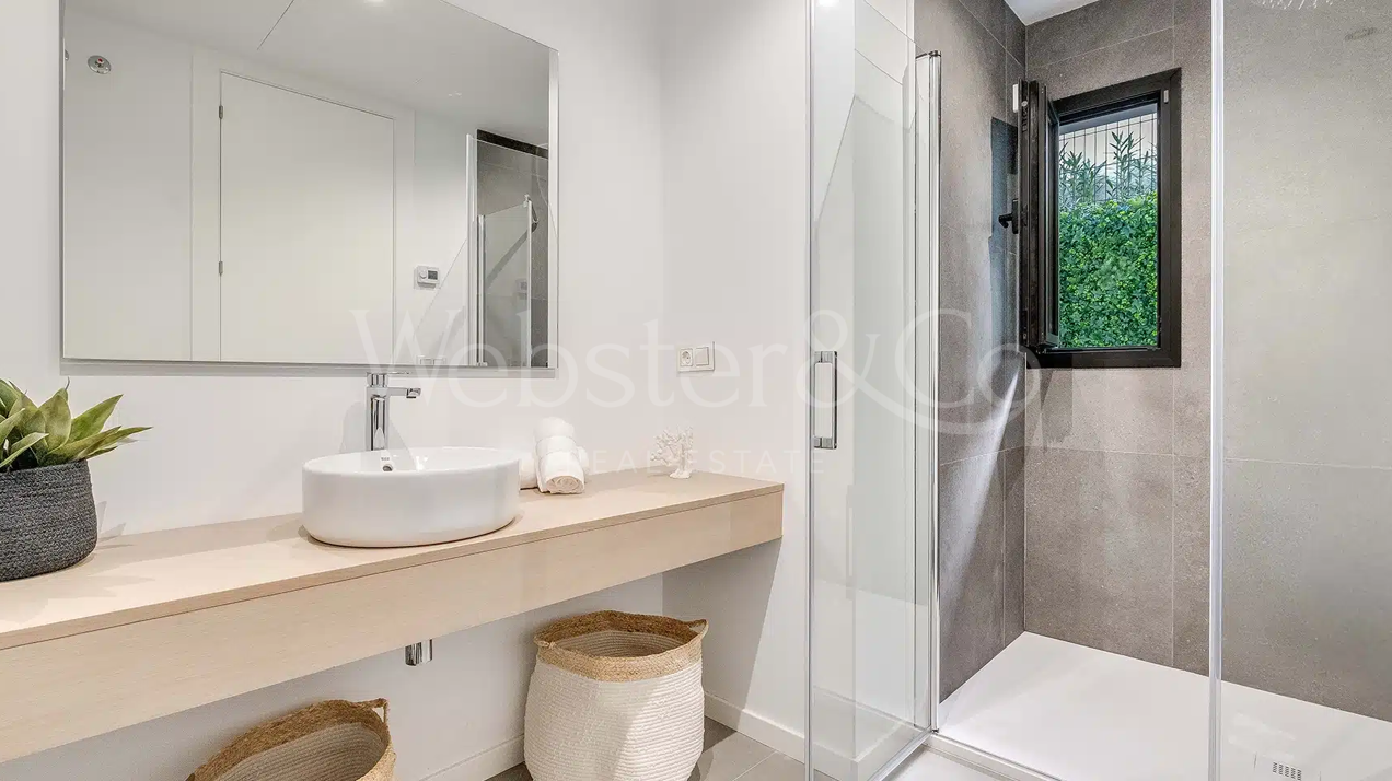 Villa Chic - Contemporary Home in Estepona