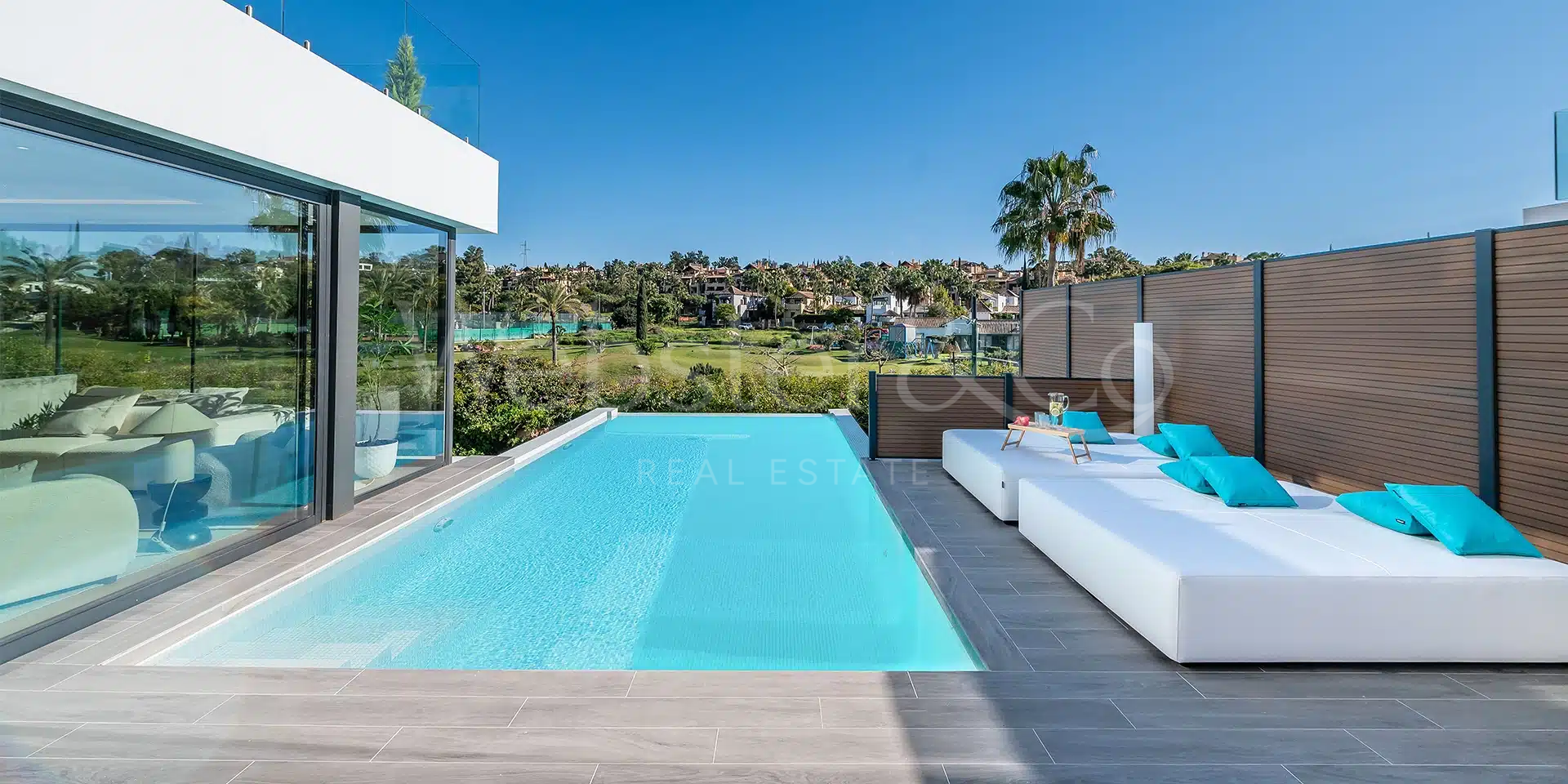 Villa Chic – Vivienda Contemporánea en Estepona