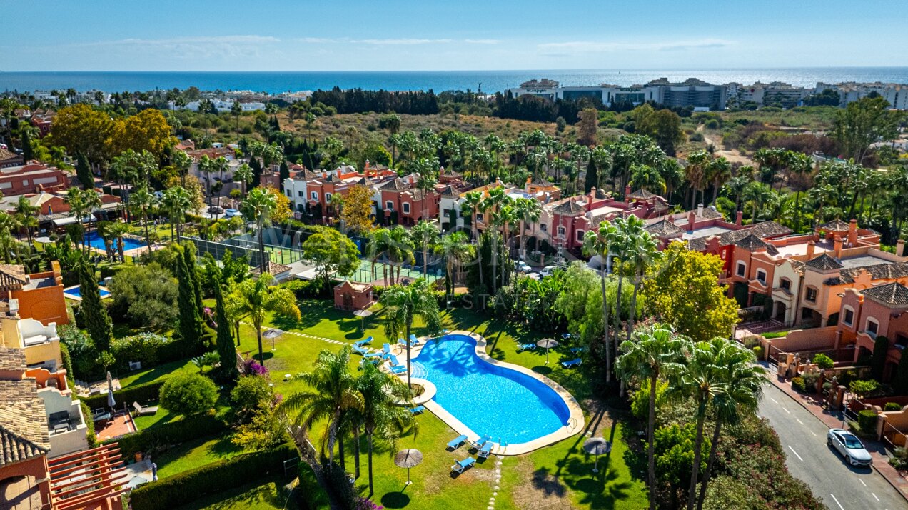 Casa Arcadia - Modern Townhouse in Nueva Andalucia