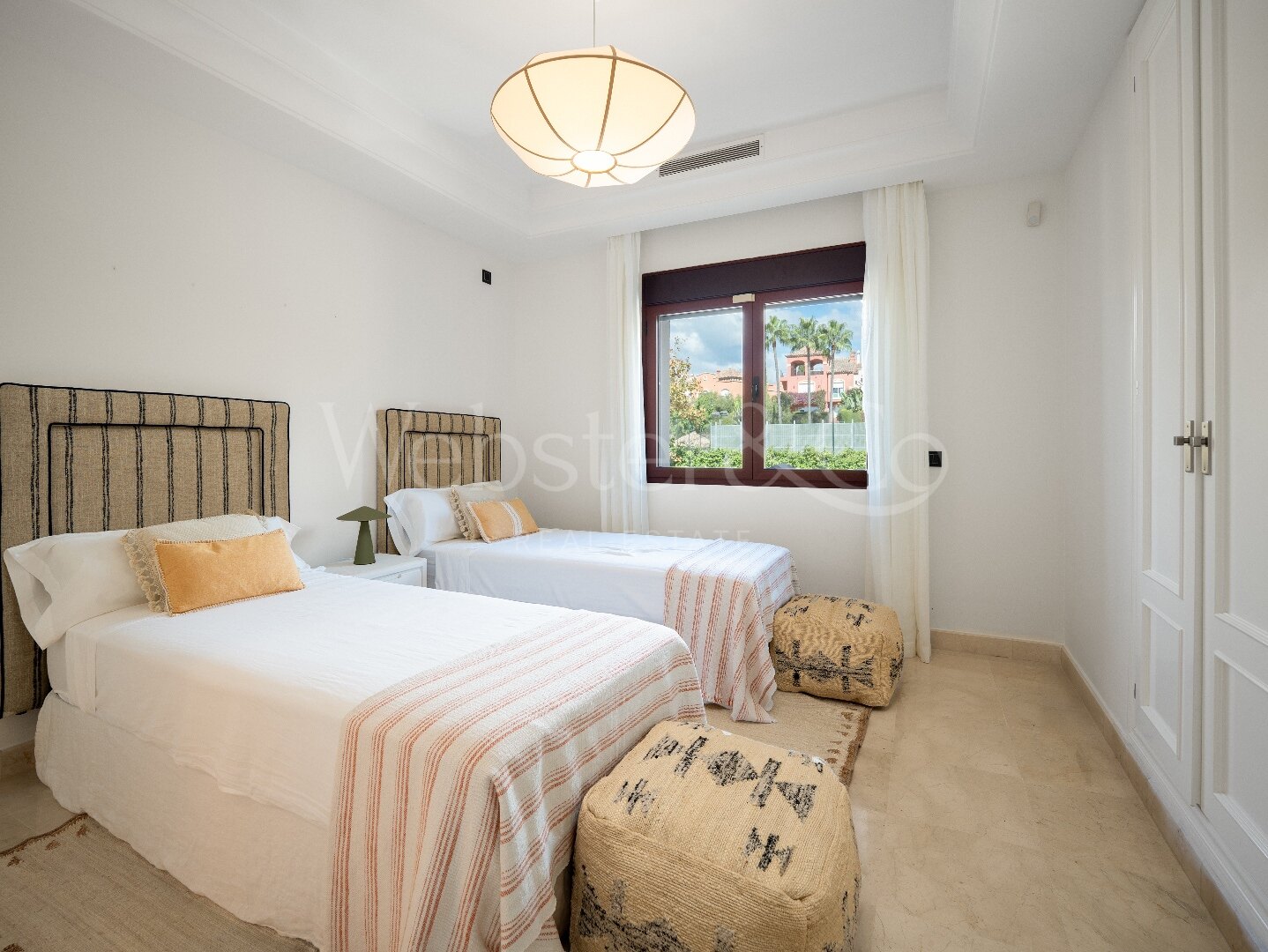 Casa Arcadia – Moderno Adosado en Nueva Andalucía