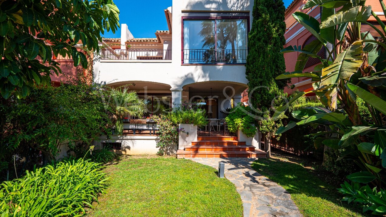 Casa Arcadia - Modern Townhouse in Nueva Andalucia