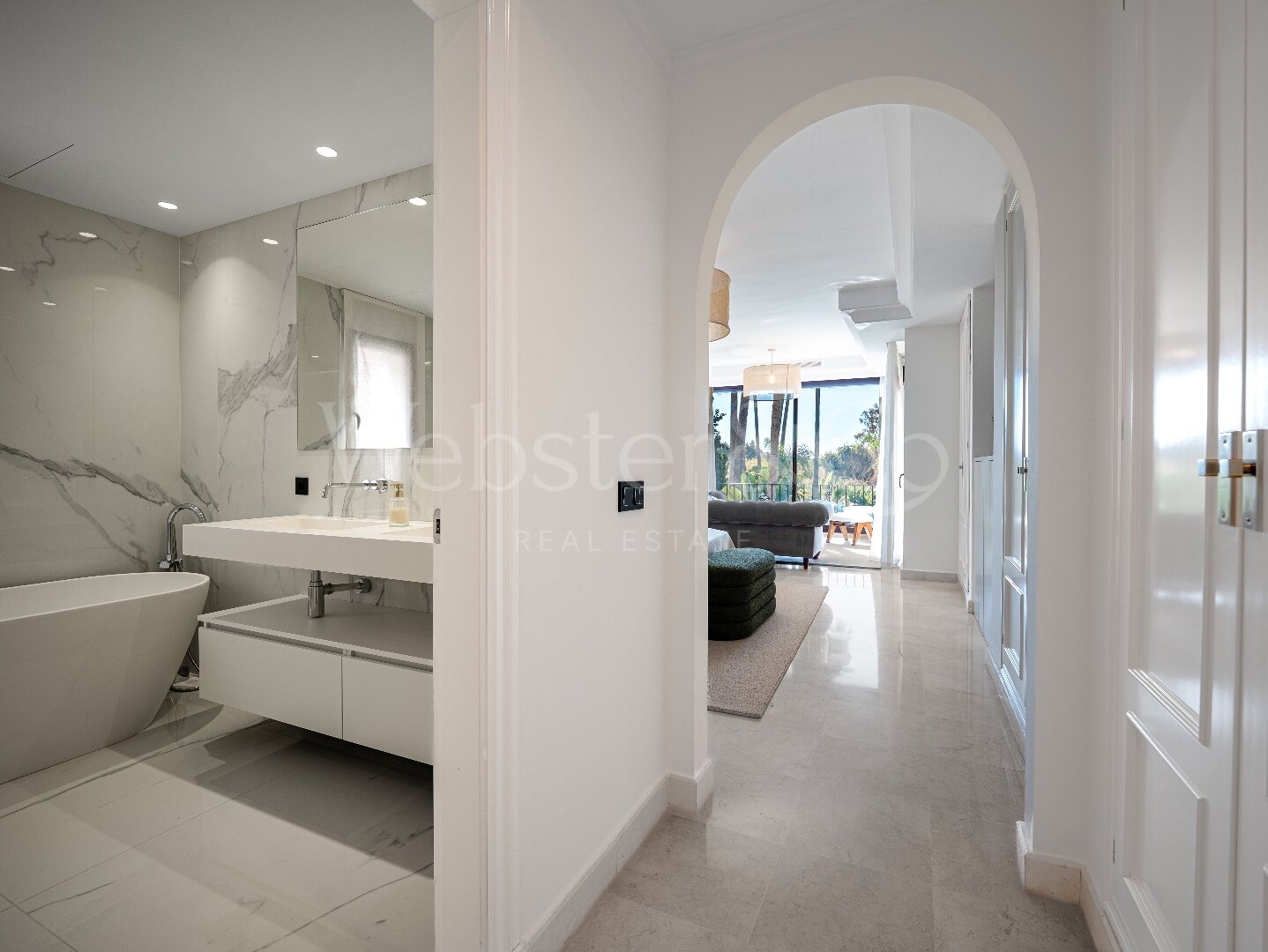 Casa Arcadia – Moderno Adosado en Nueva Andalucía