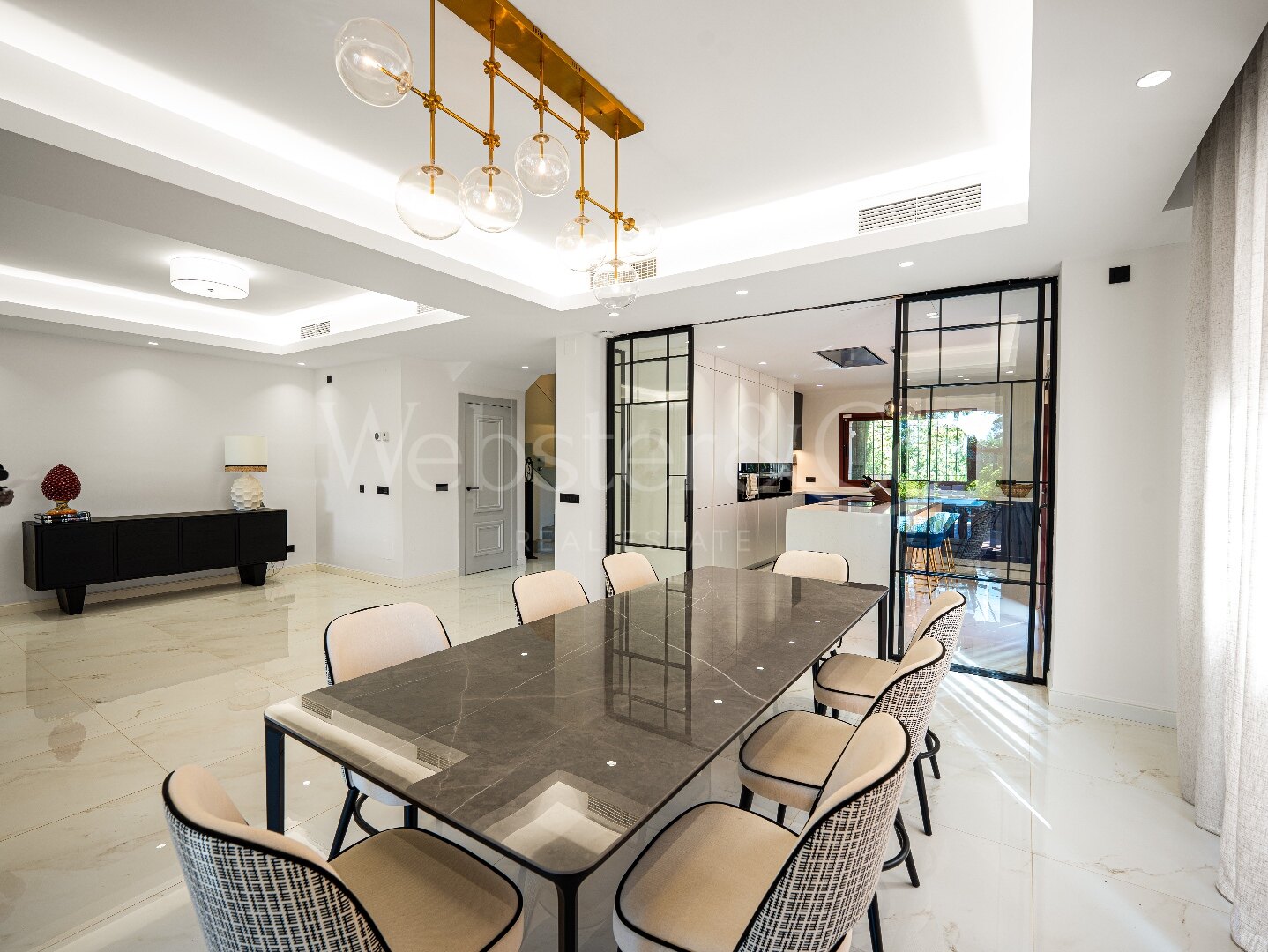 Casa Arcadia – Moderno Adosado en Nueva Andalucía