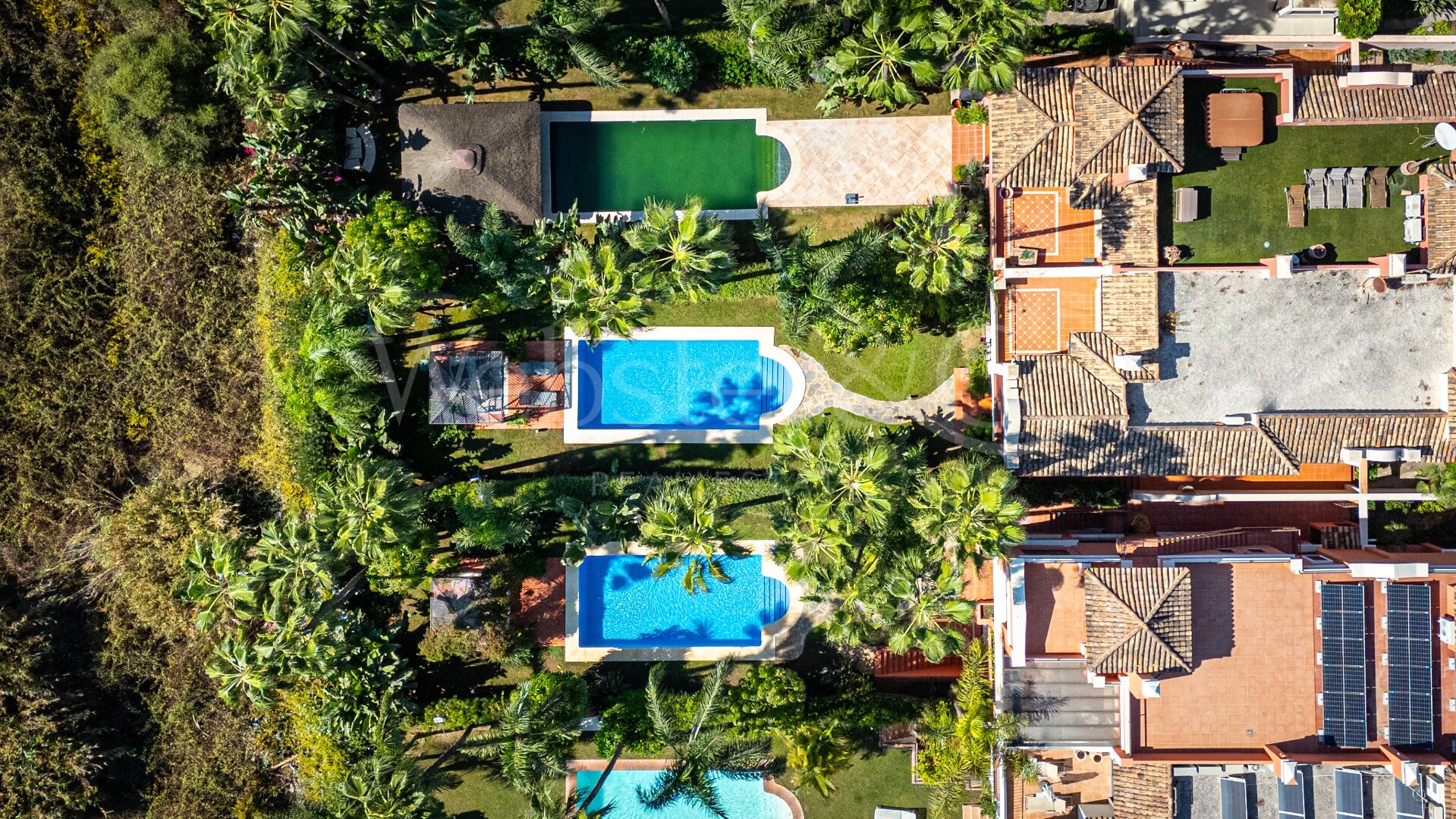 Casa Arcadia – Moderno Adosado en Nueva Andalucía