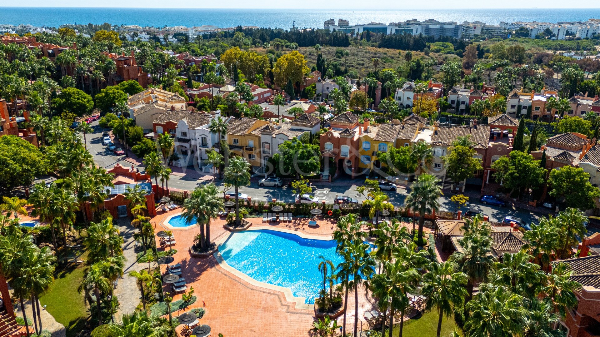 Casa Arcadia – Moderno Adosado en Nueva Andalucía