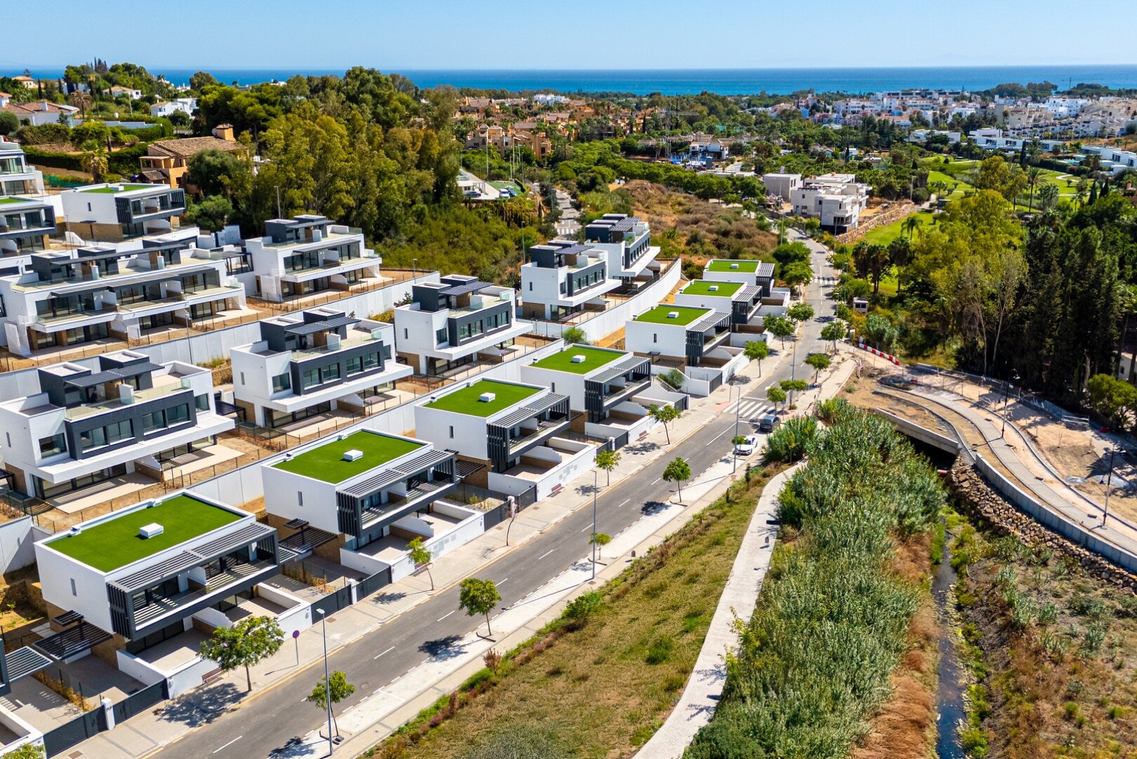 Townhouse Provence - New Build Luxury in Atalaya